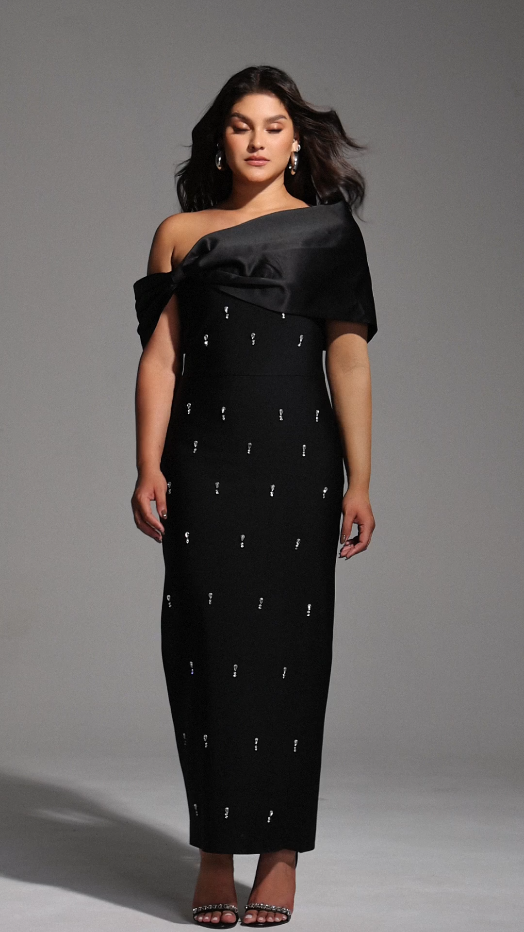 Palez Sleeveless One Shoulder Diamond Bow Bandage Maxi Dress