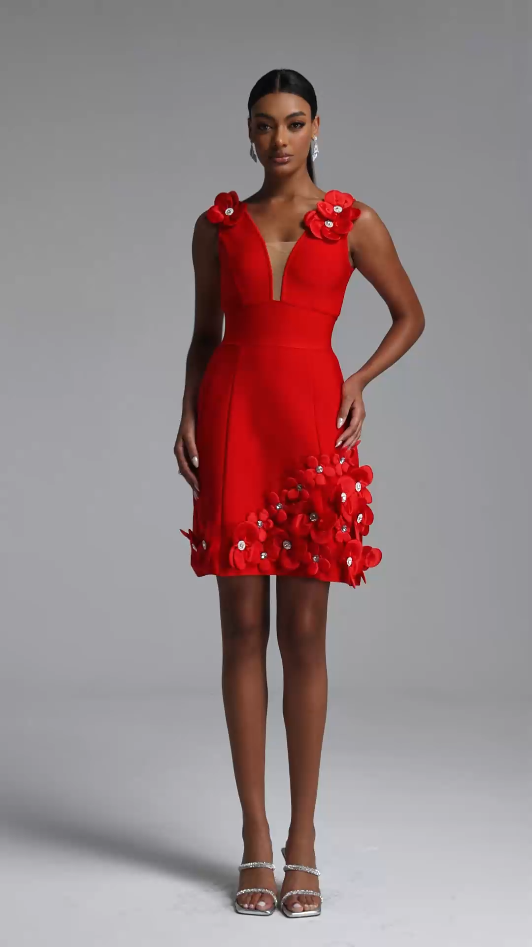 Juyce Romantic Contour Deep V Floral Bandage Mini Dress