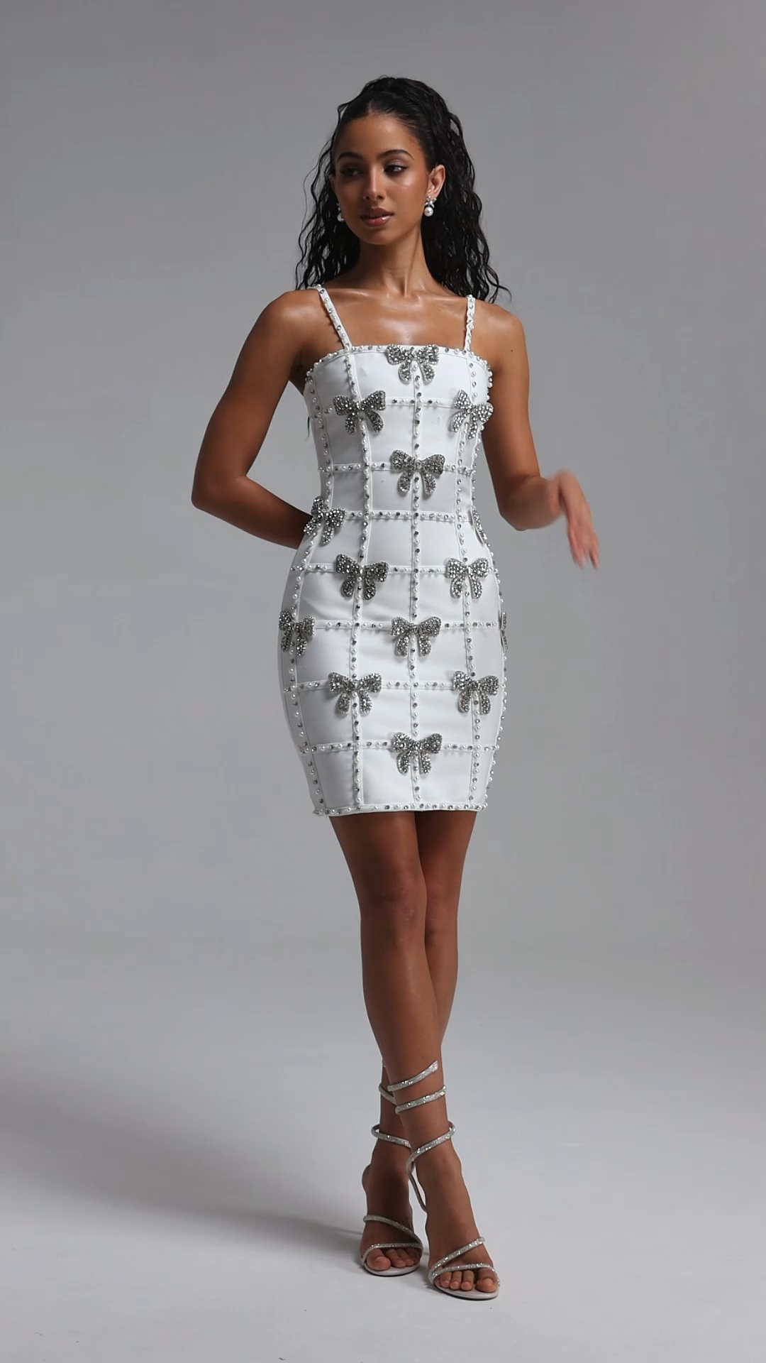 Zem Glamorous Contour Sleeveless Bow Rhinestone White Bandage Mini Dress