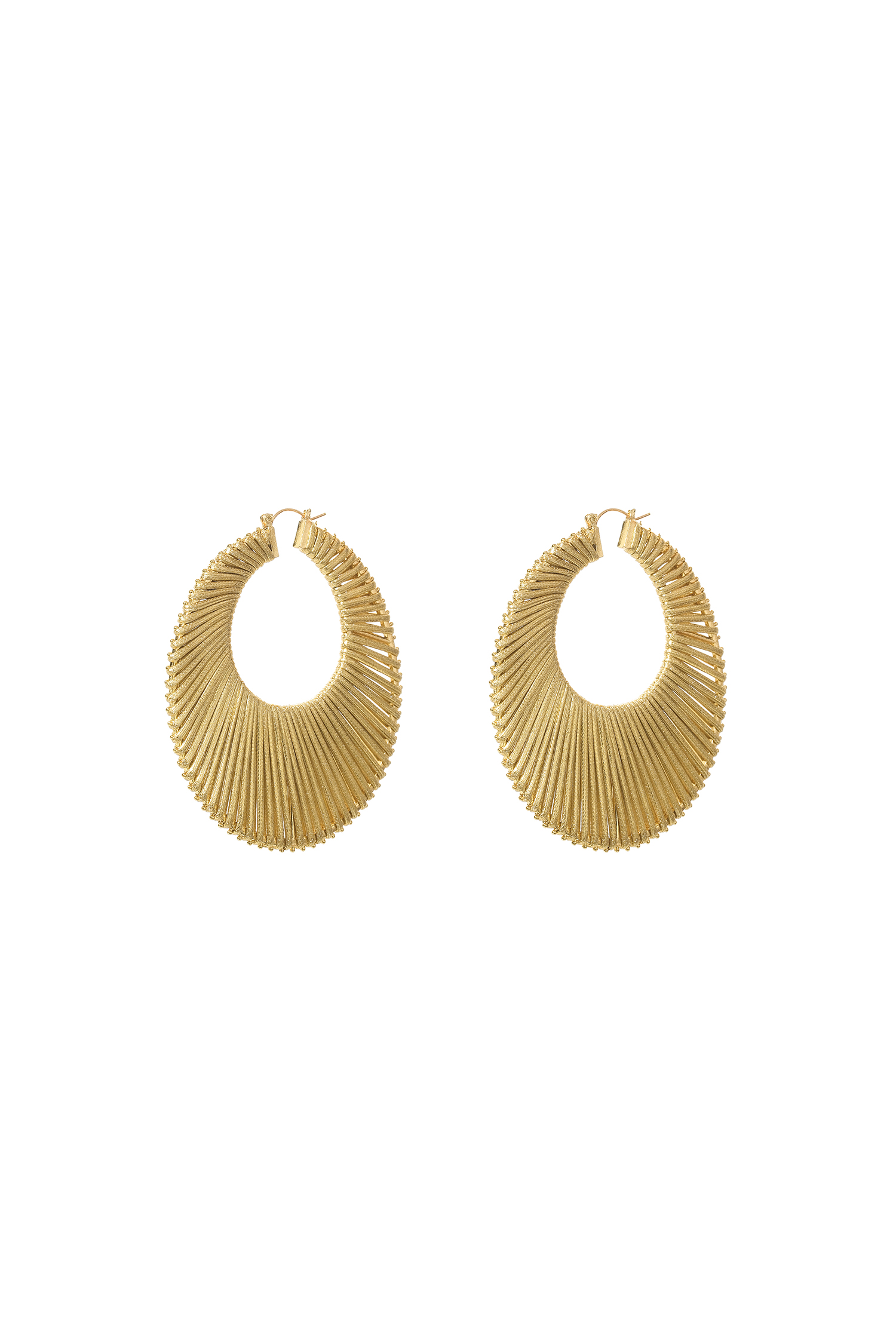 Keve Circle Knit Earrings