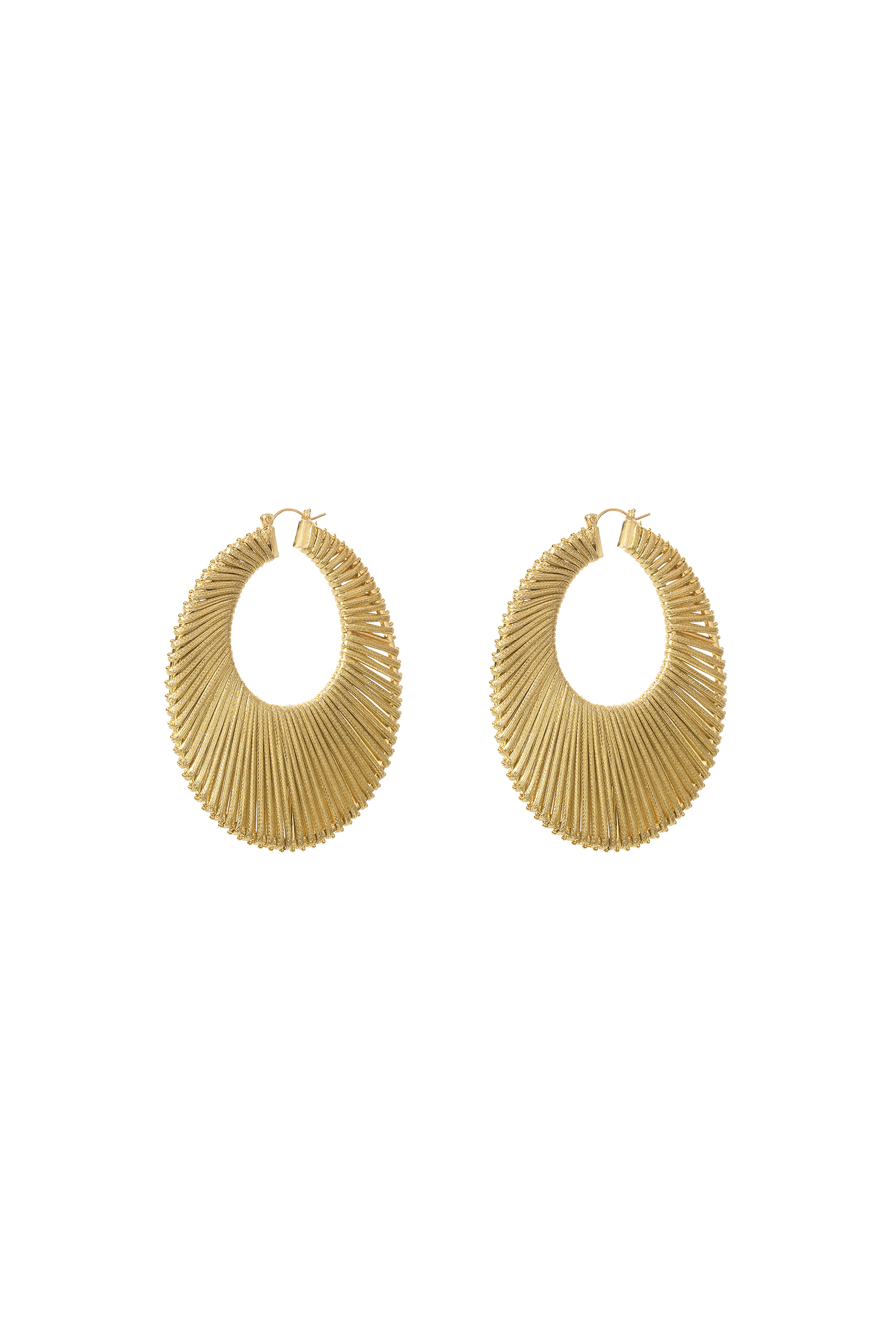 Keve Circle Knit Earrings