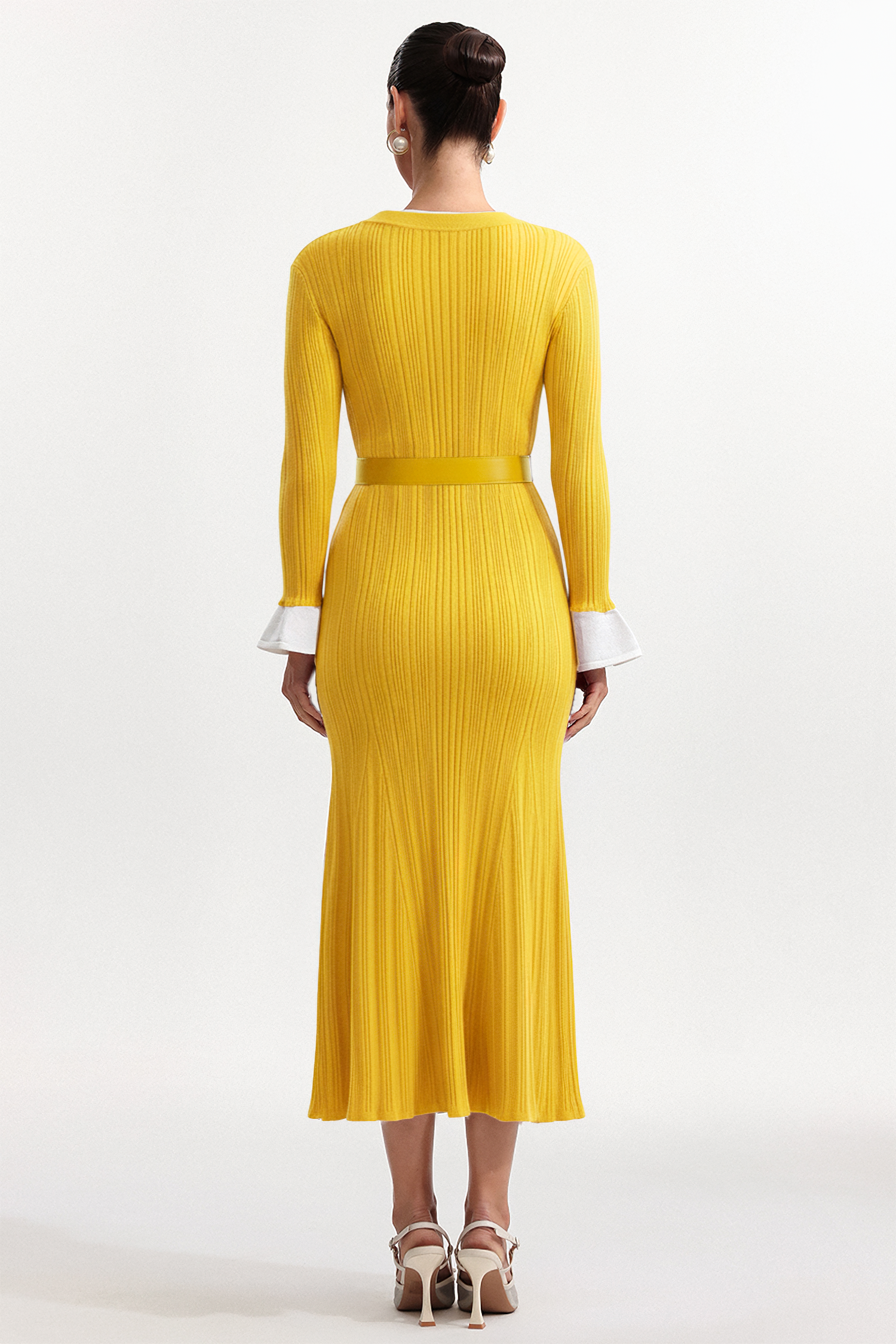 Mikko Classic Contour Round Neck Long Sleeve Knit Yellow Maxi Dress