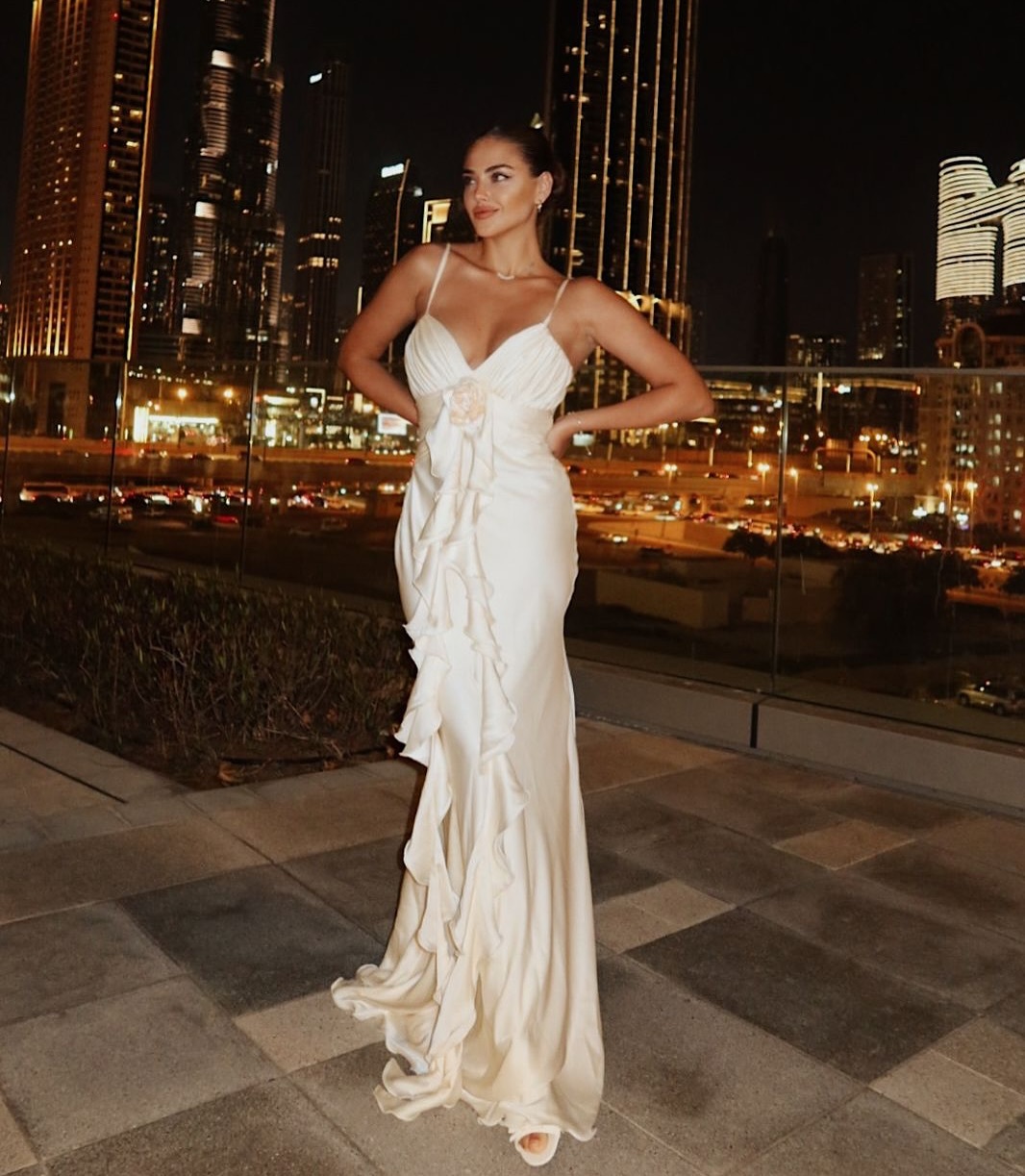 Yvonne Sleeveless V-Neck Flowers Flounce Maxi Dress