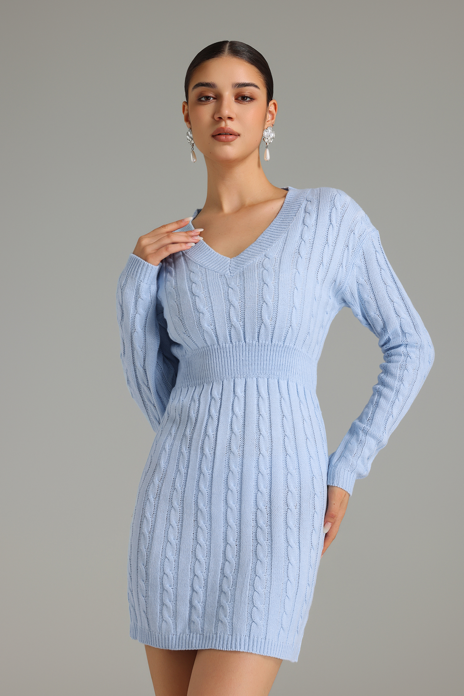 Donna V-Neck Knitted Mini Dress