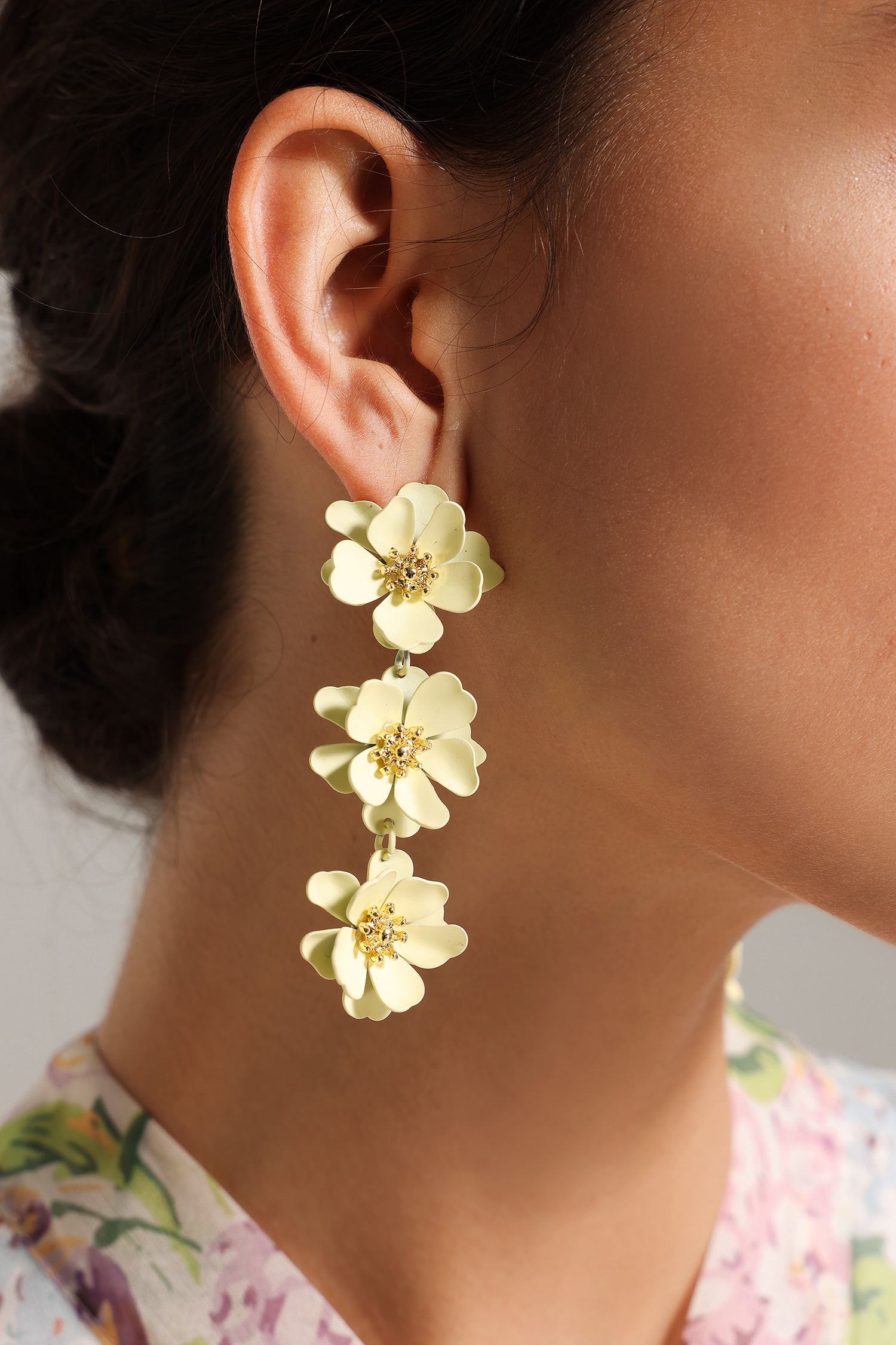 Dora Triple Flower Earrings