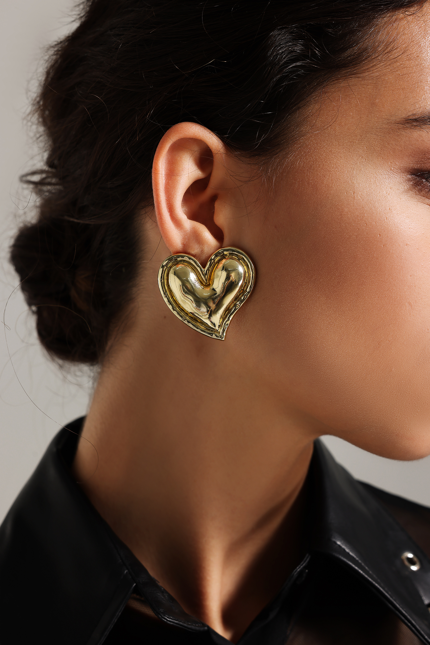 Esther Metallic Heart Earrings - Gold