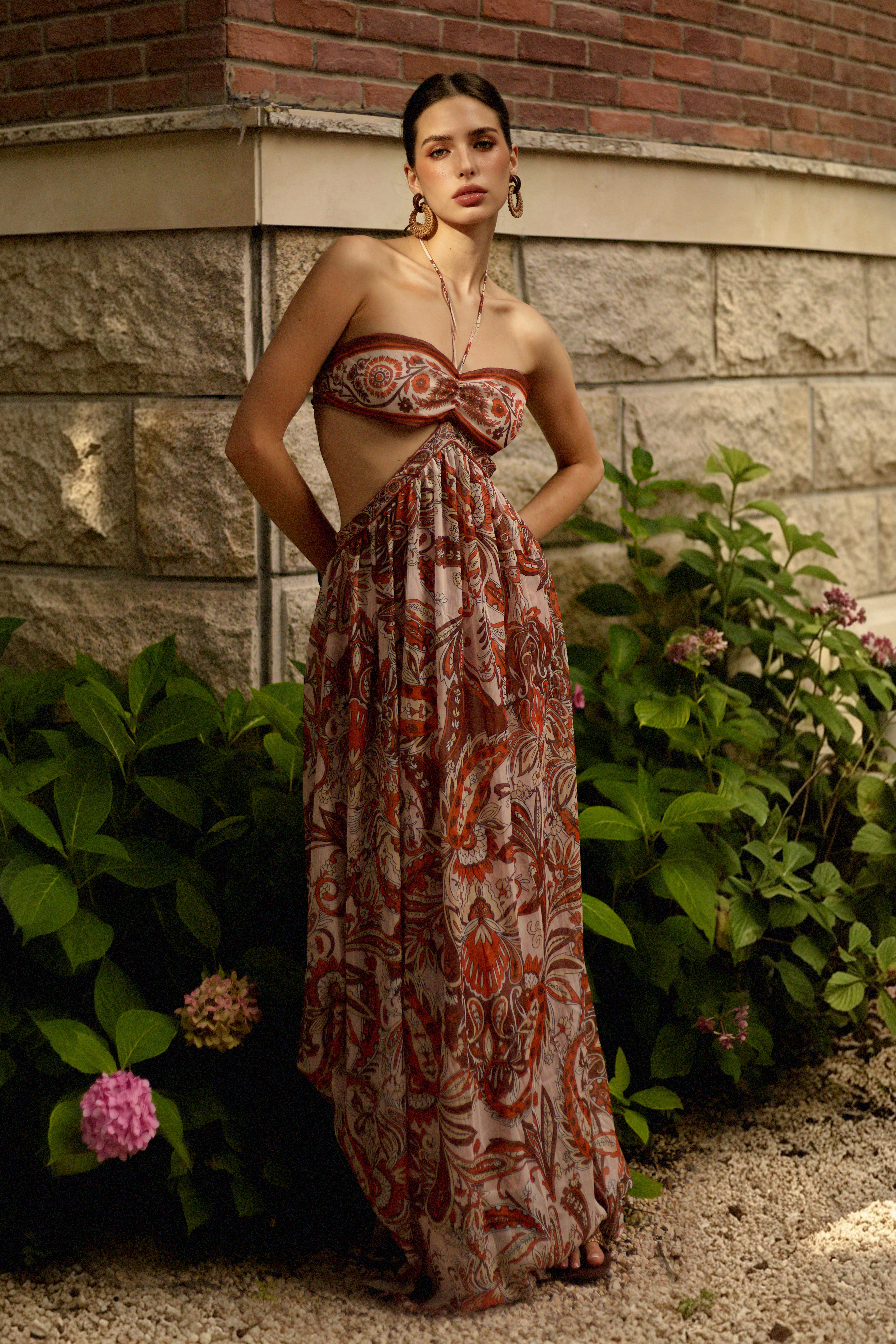 Polasa Resort Flowy Sleeveless Floral Print Chiffon Maxi Dress