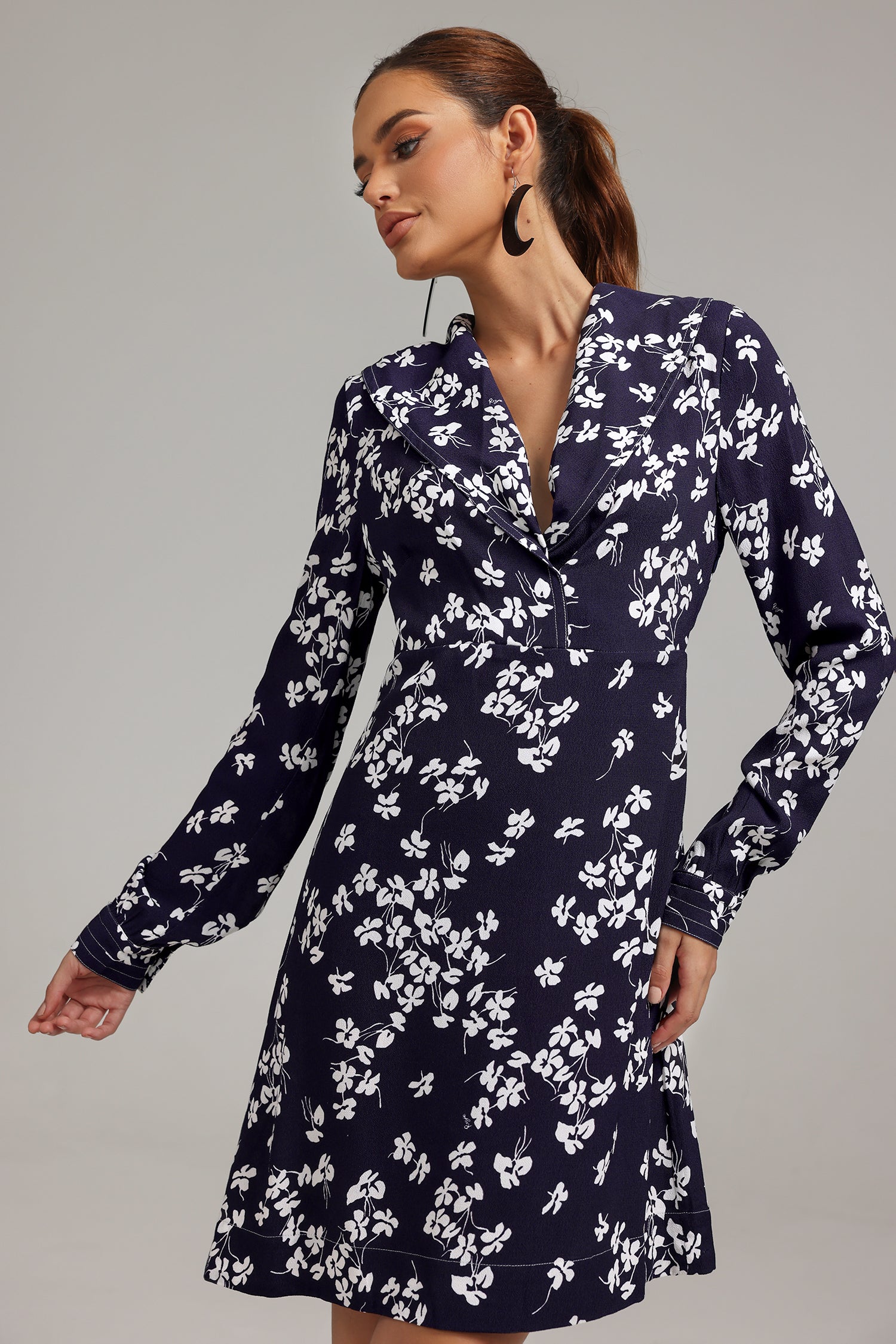 Korasa V-Neck Floral Printed Dress – Bellabarnett