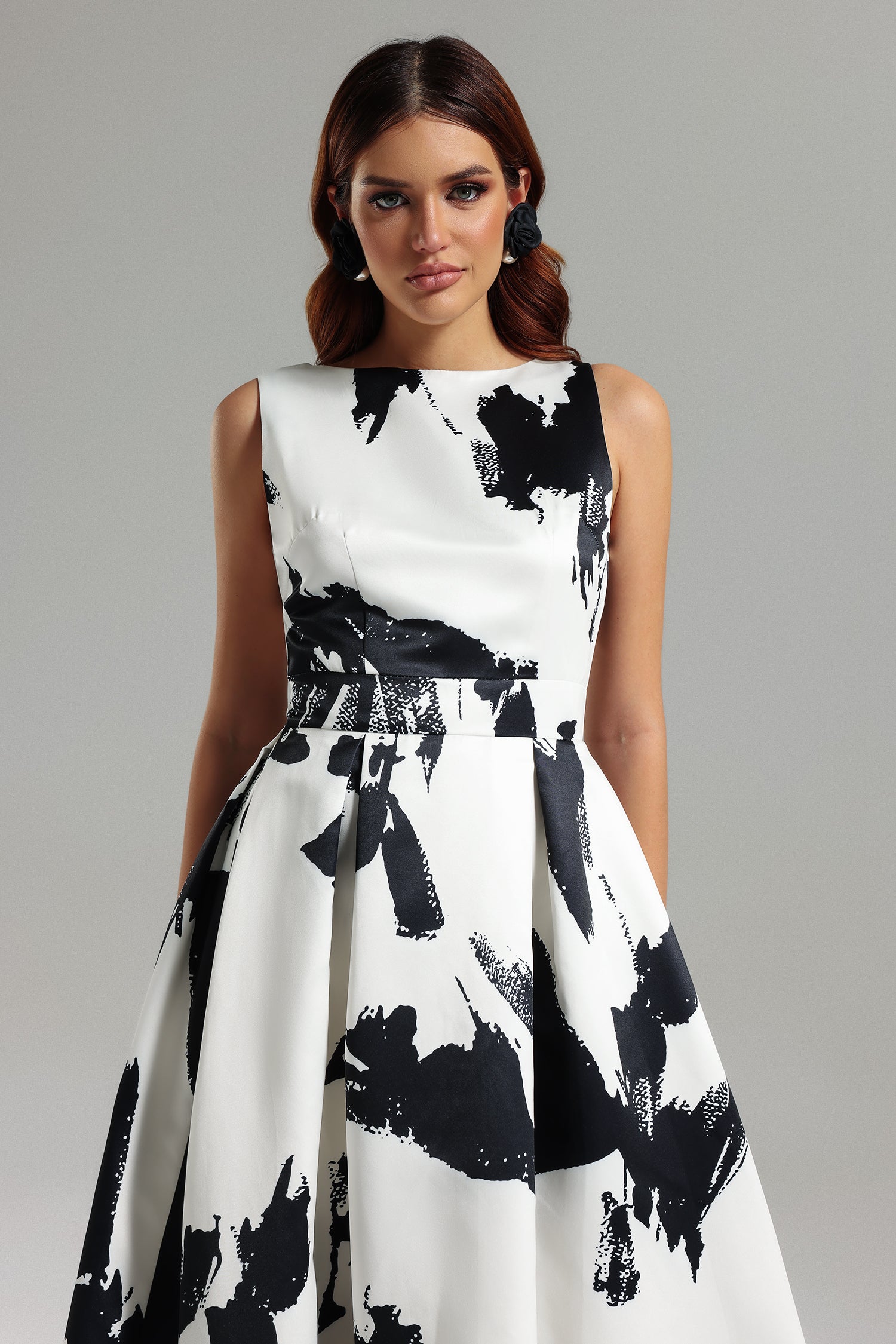 Orisy Sleeveless Printed Midi Dress