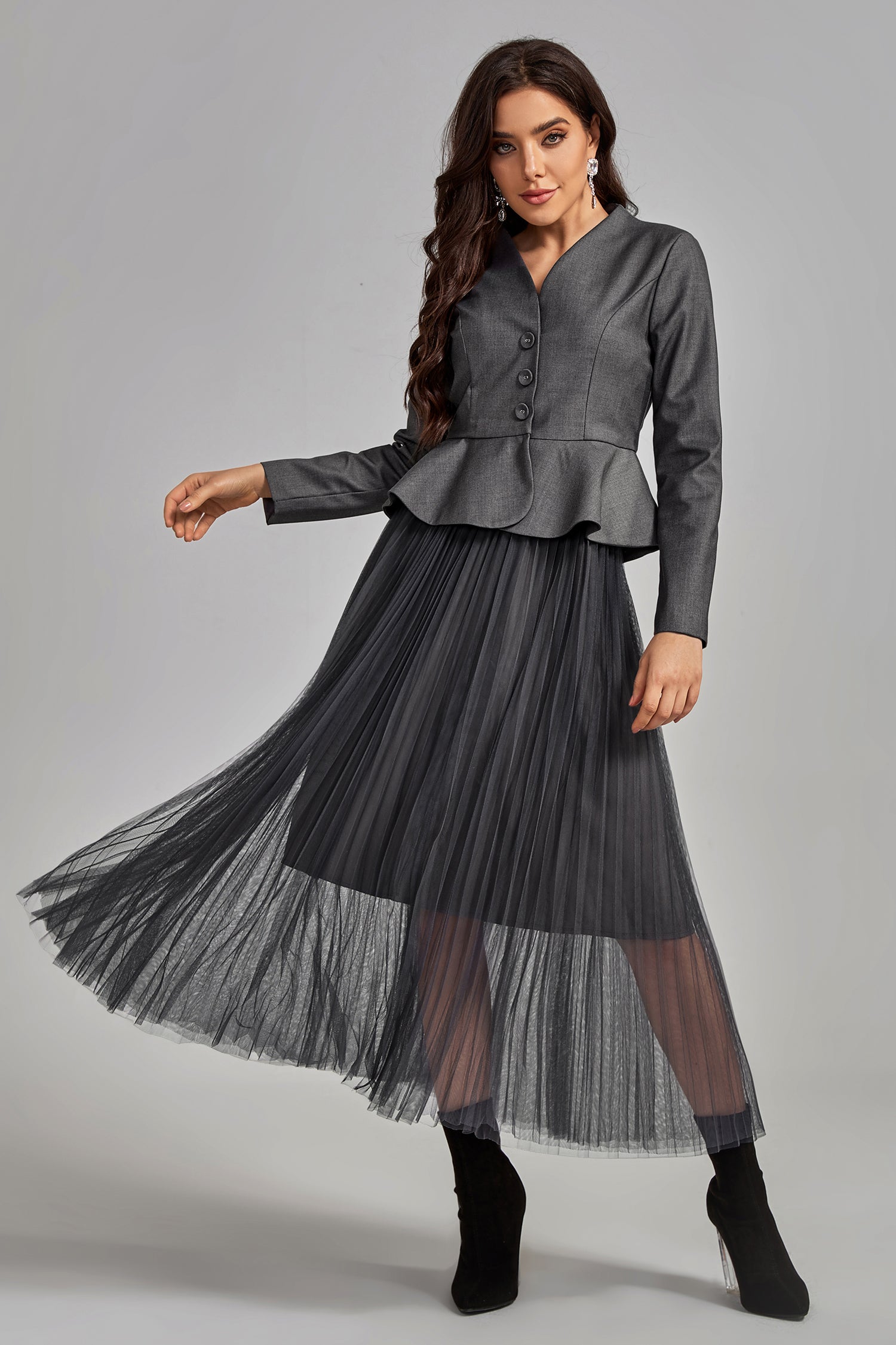 Savira Short Flared Blazer Pleated Gauzy Skirt Set