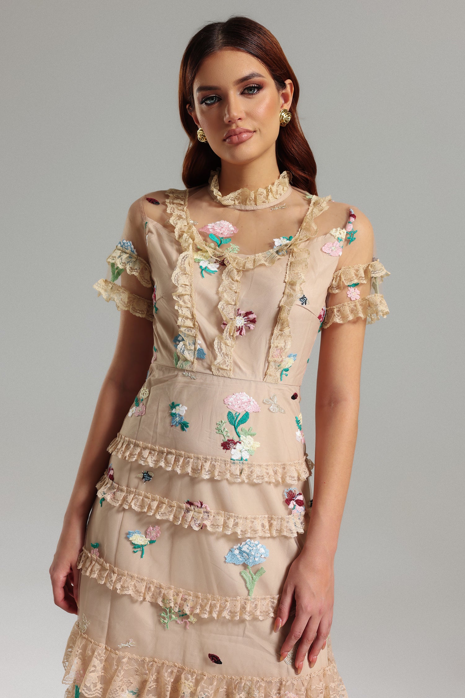 Terlyn Embroidery Lace Midi Dress
