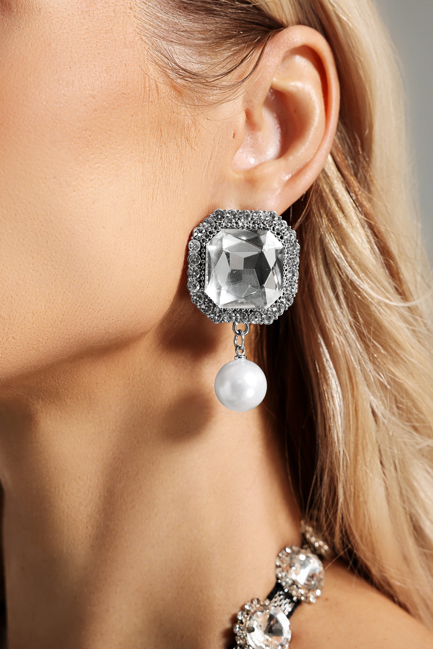 Winona Square Diamante Pearls Earrings