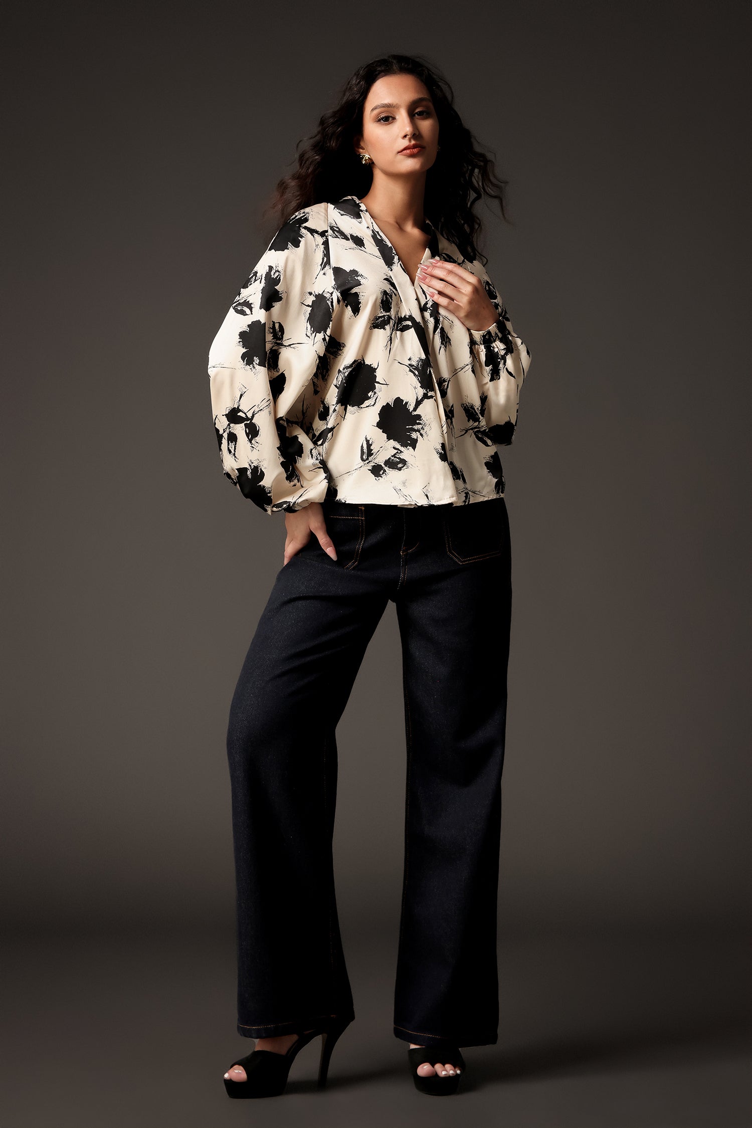 Yahir V-neck Blouse