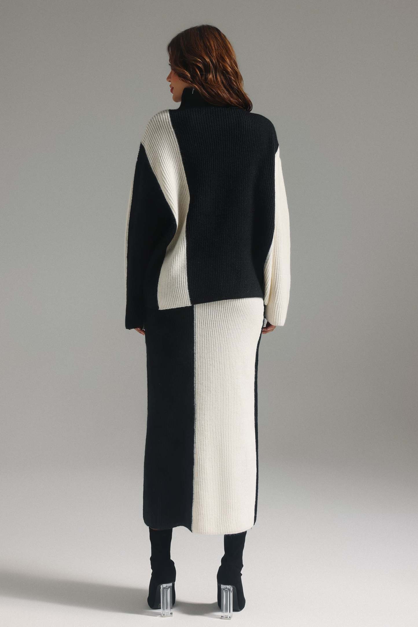 Zoe Highneck Sweater Set