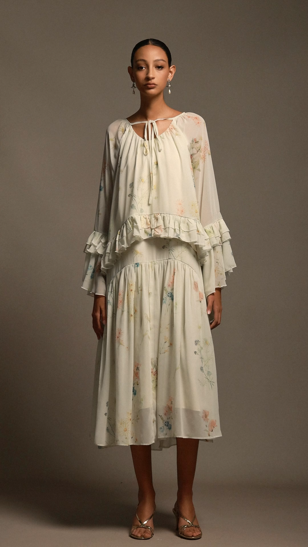Tasanee Long Sleeves Floral Printed Top And Skirt Two-Piece Set