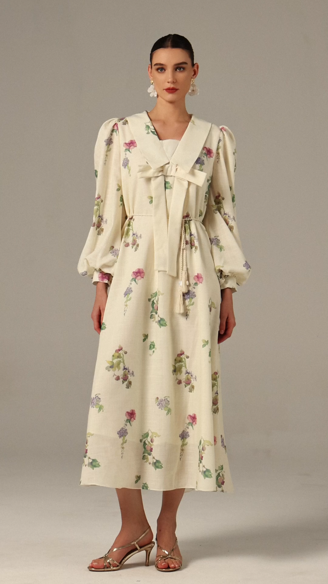 Stolen Long Sleeves Bowknot Floral Printed Maxi Dress