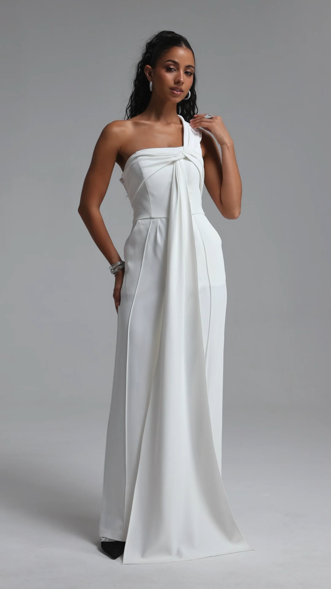 Lexy Elegant One Shoulder Knot Pleated Long Jumpsuit
