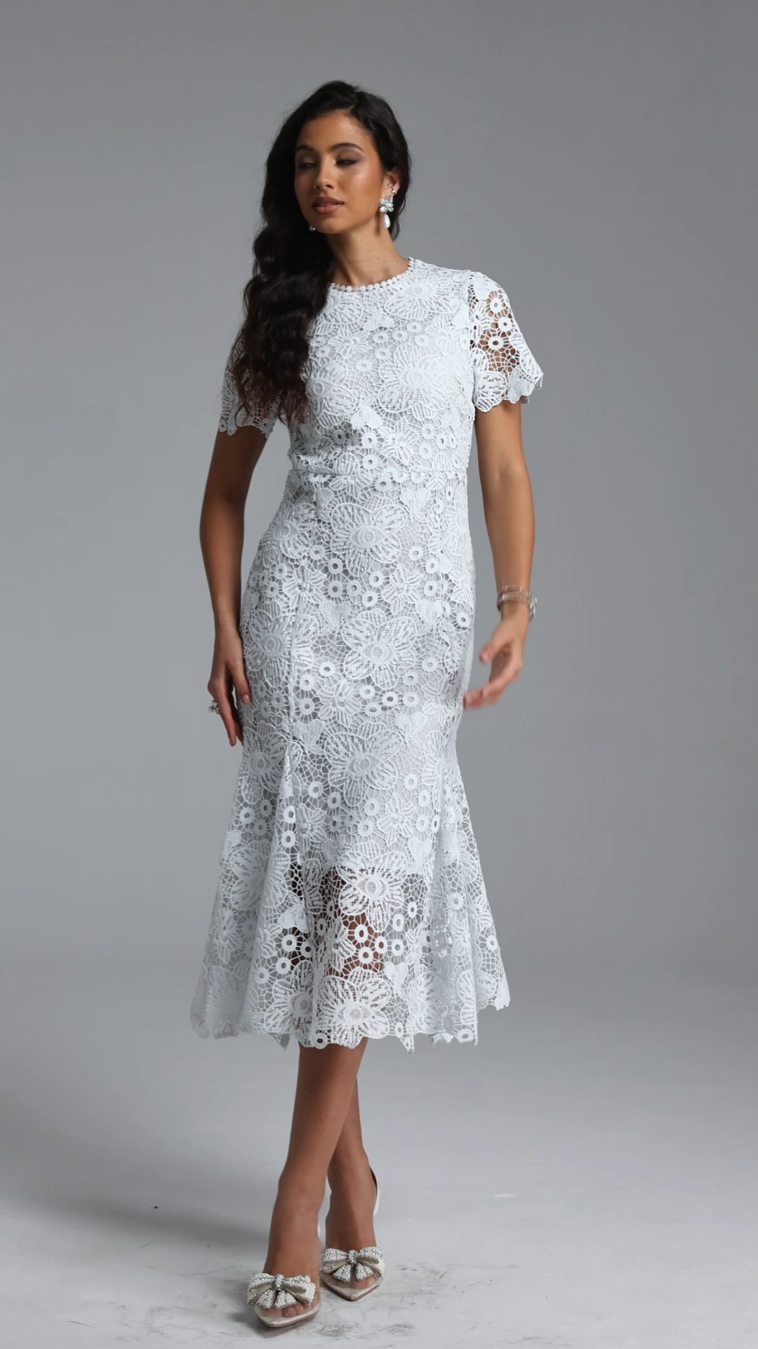 Odely Elegant Cinched Round Neck Short Sleeve Floral Lace Midi Dress