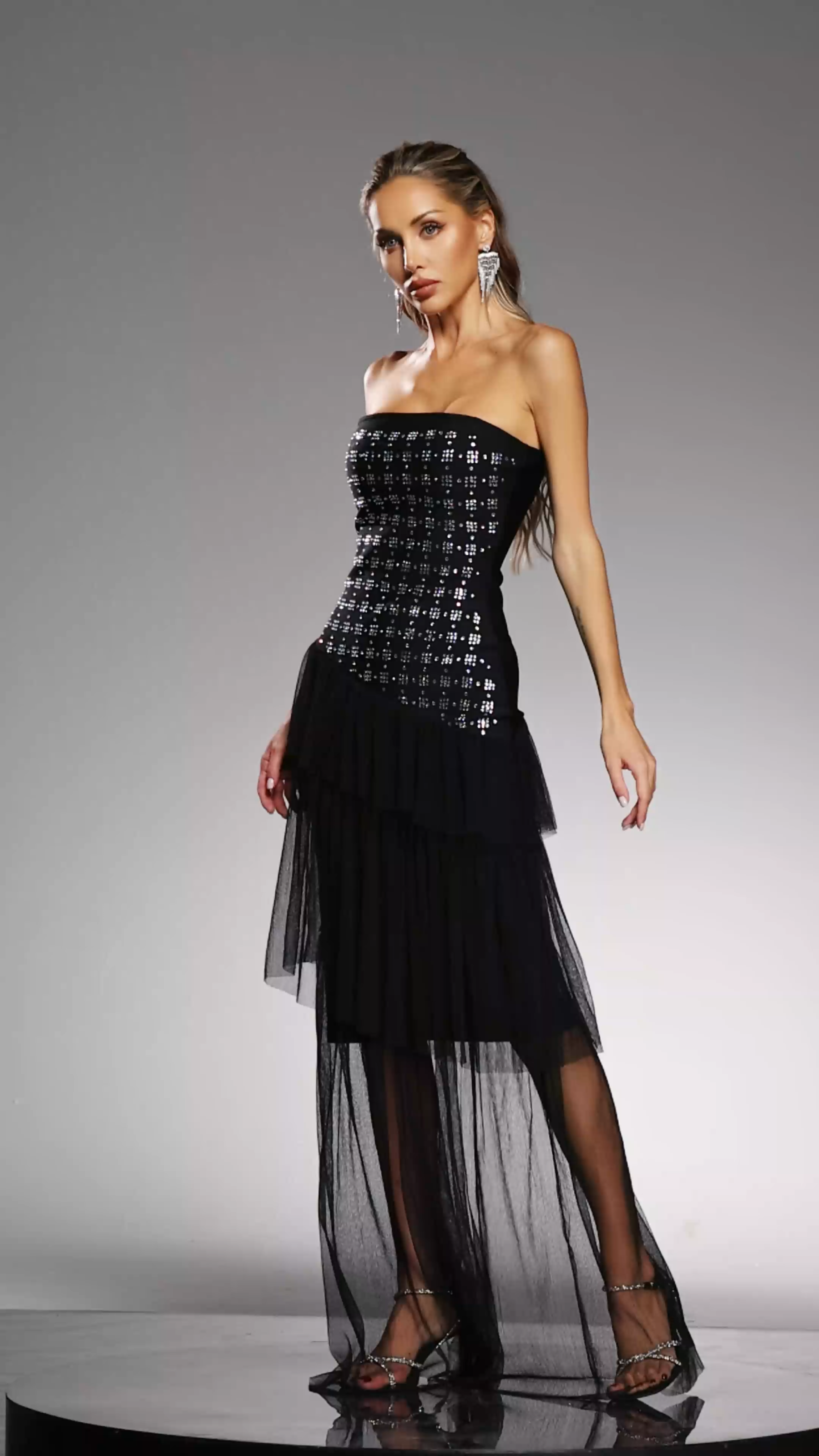 Lunia Sleeveless Diamond Ruffle Bandage Maxi Dress