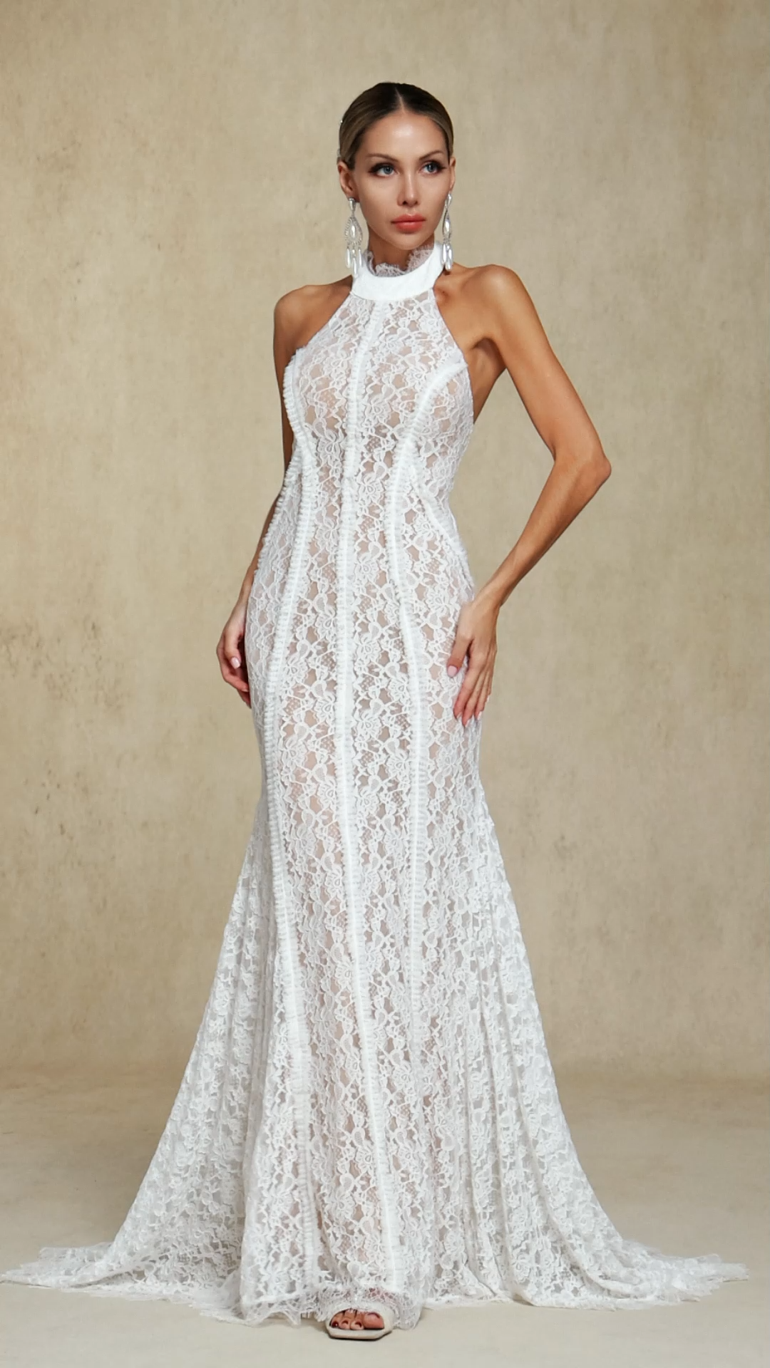 Sloan Lace Halter-neck A trailing skirt hem wedding dress