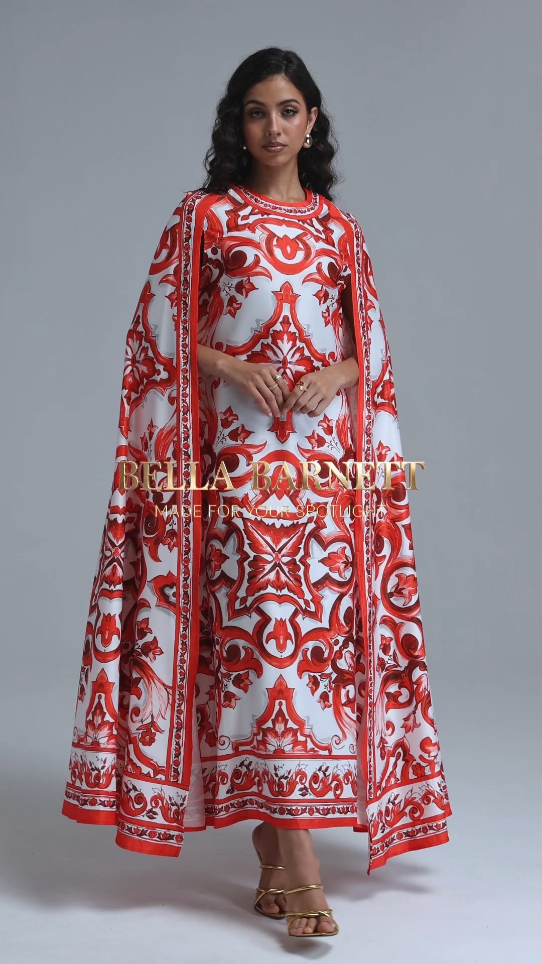 Skyler Vintage Flowy Round Neck Integrated Cape Overlay Print Woven Maxi Dress