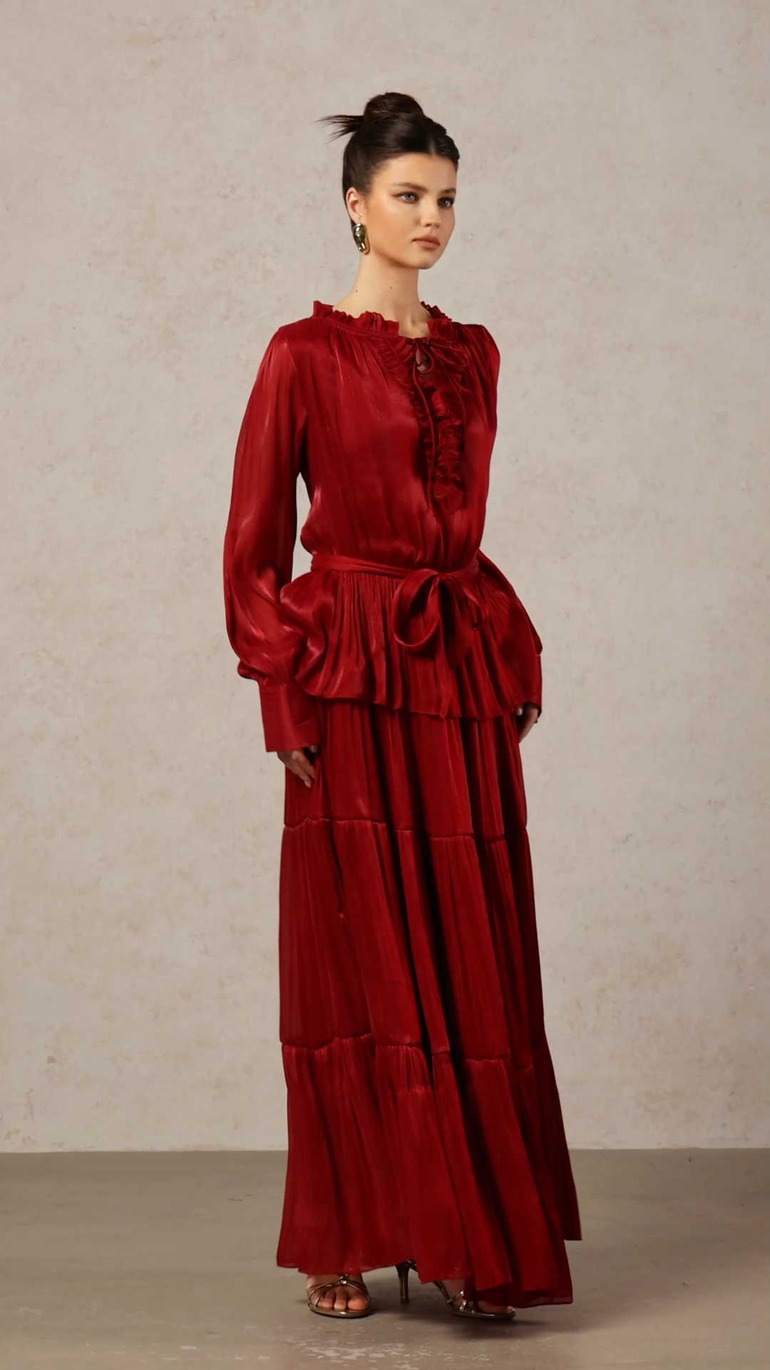 Vela Resort Flowy Long Sleeve Pleated Woven Maxi Dress