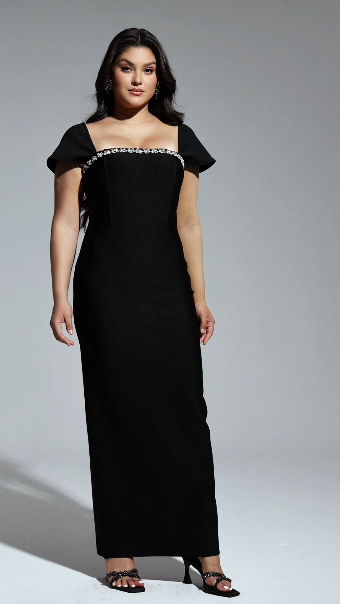 Romelle Short Sleeve Diamond Bandage Maxi Dress