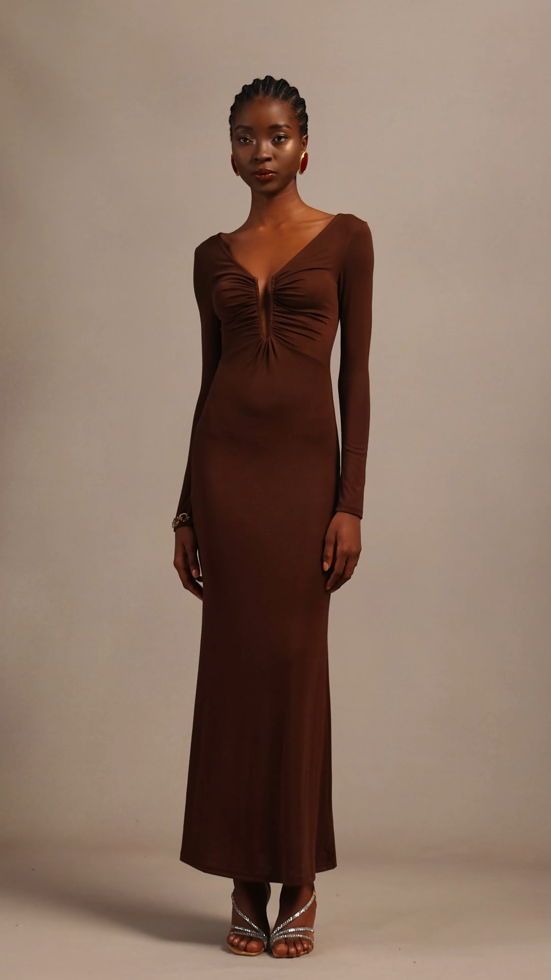 Iana Elegant Contour Ruched V Neck Long Sleeve Maxi Dress