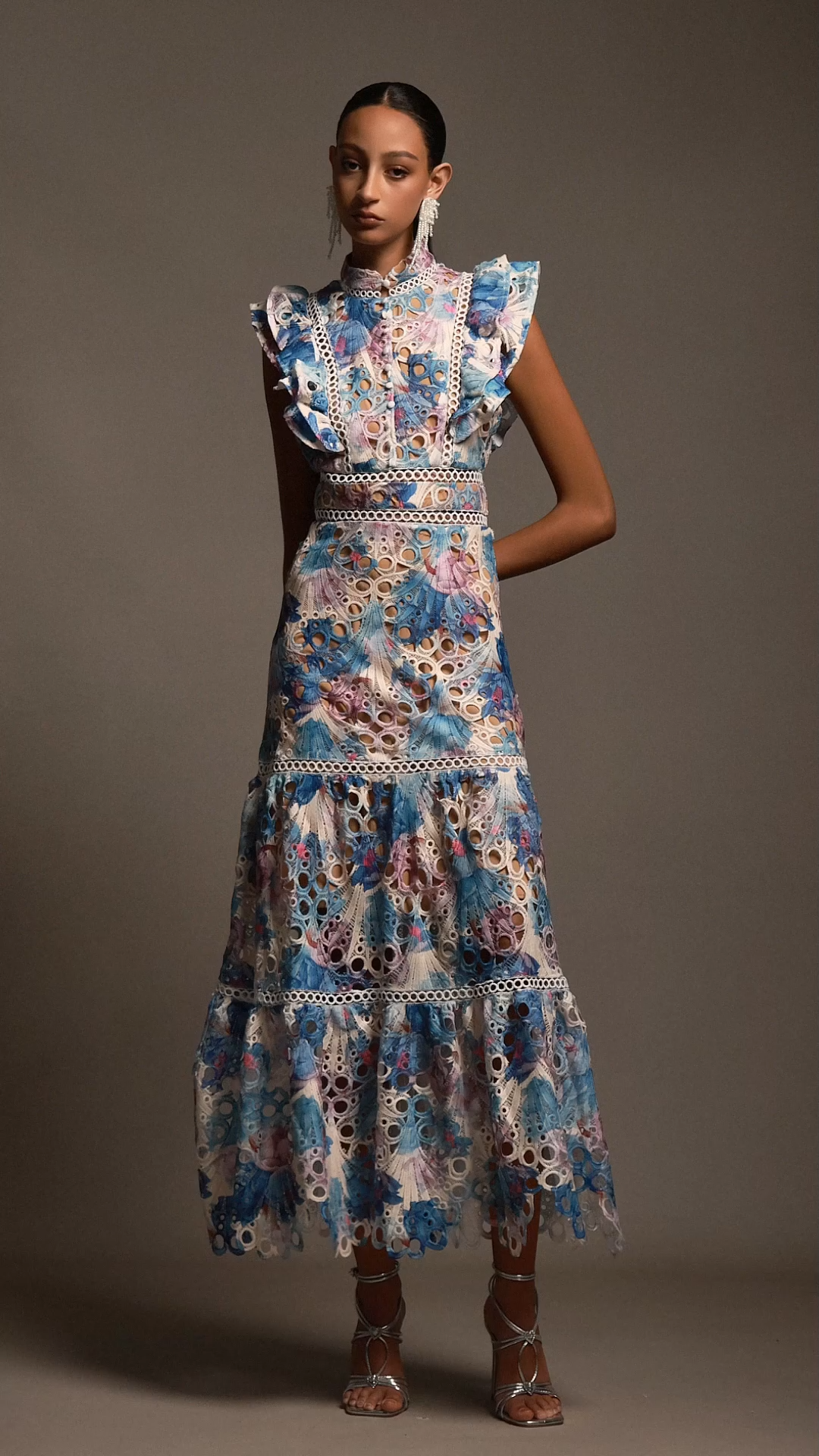 Nani Sleeveless Printed Printed Lace Maxi Dress