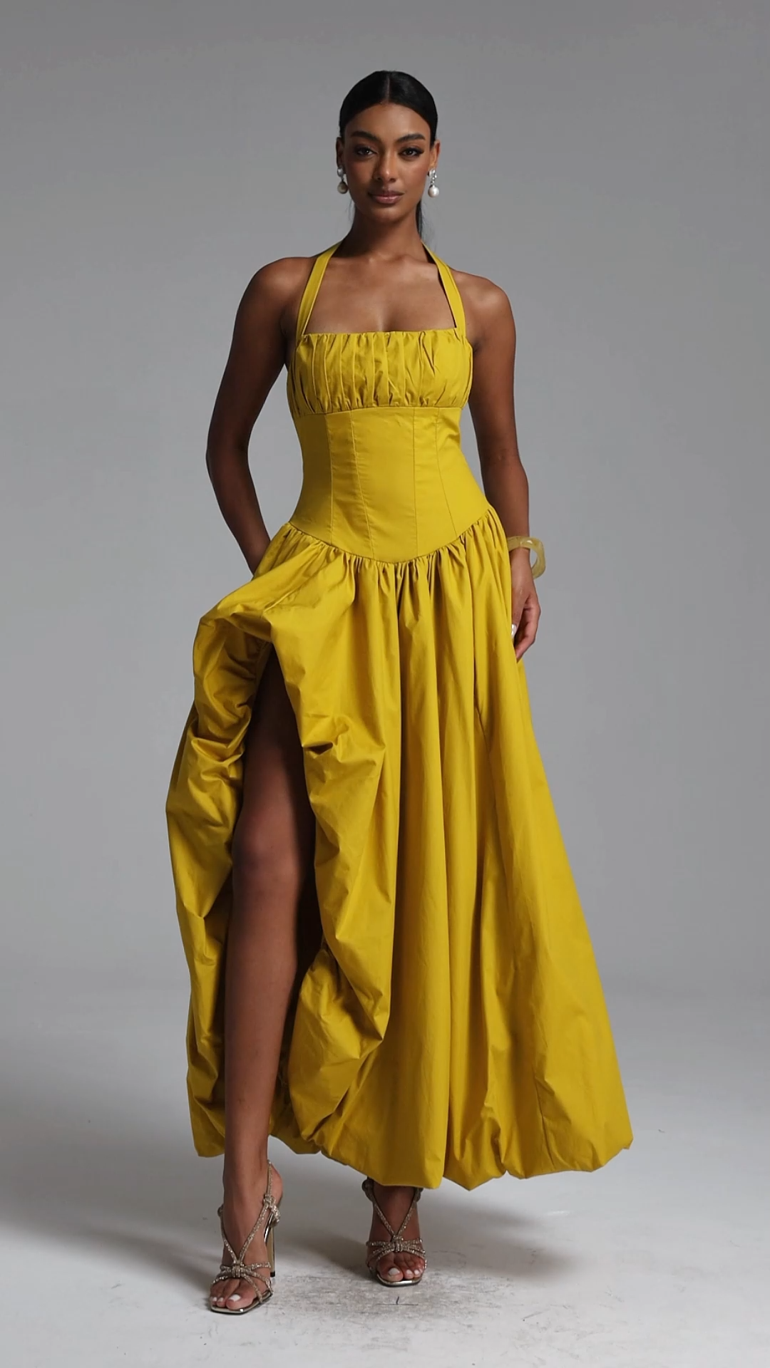 Zaniyah Romantic Contour Halter Pleated Puff Maxi Dress