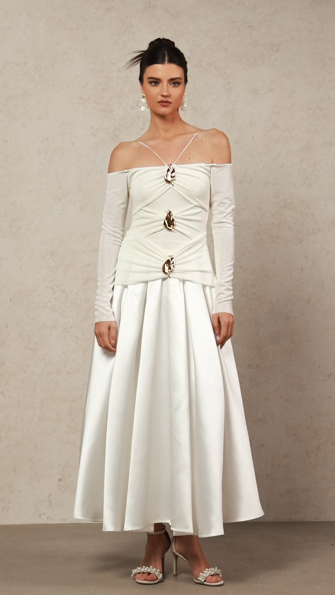 Gusia Halter Off-The-Shoulder Long Sleeves Maxi Dress