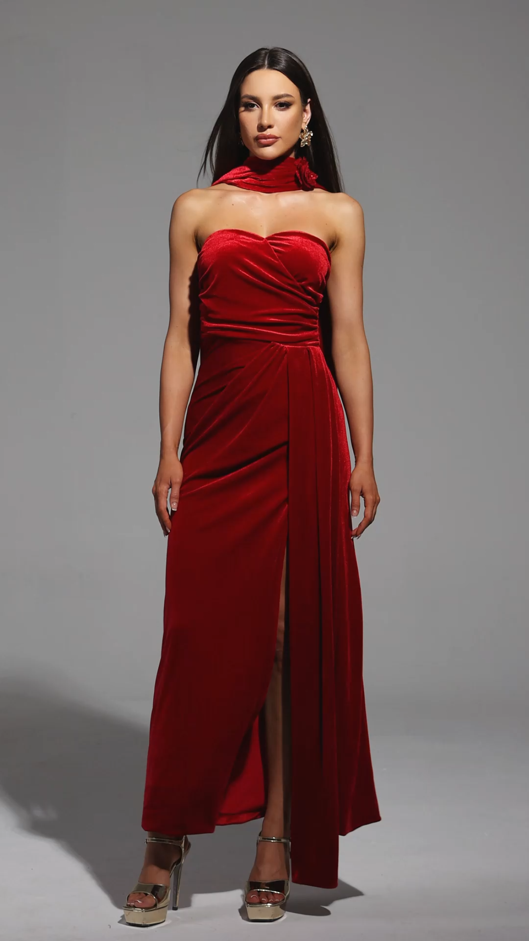 Roche Sleeveless Flowers Ribbon Slit Maxi Dress