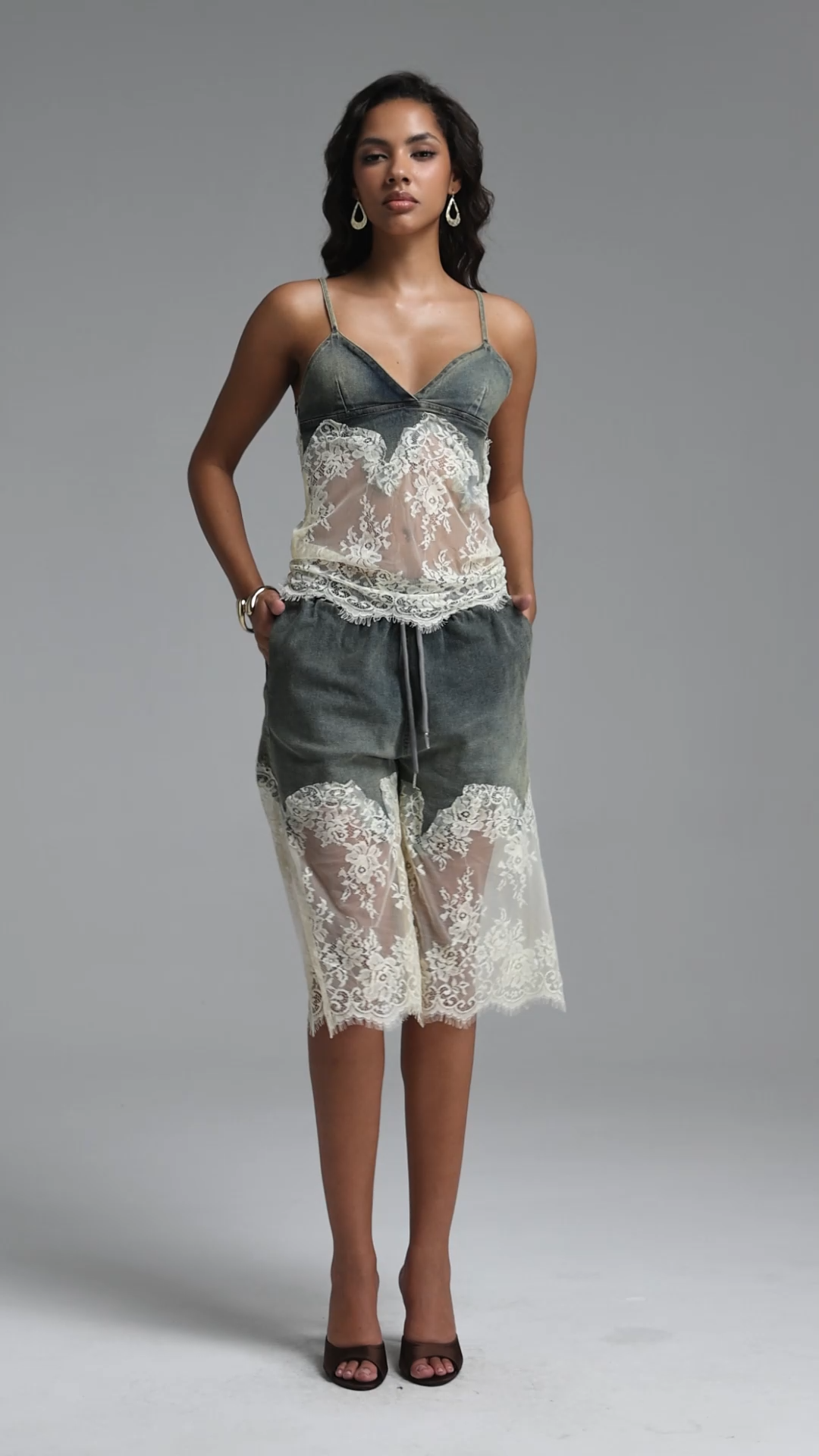 Jilly Vintage Tailored Spaghetti Strap Lace Trimmed Denim Top And Pants Two Piece Set