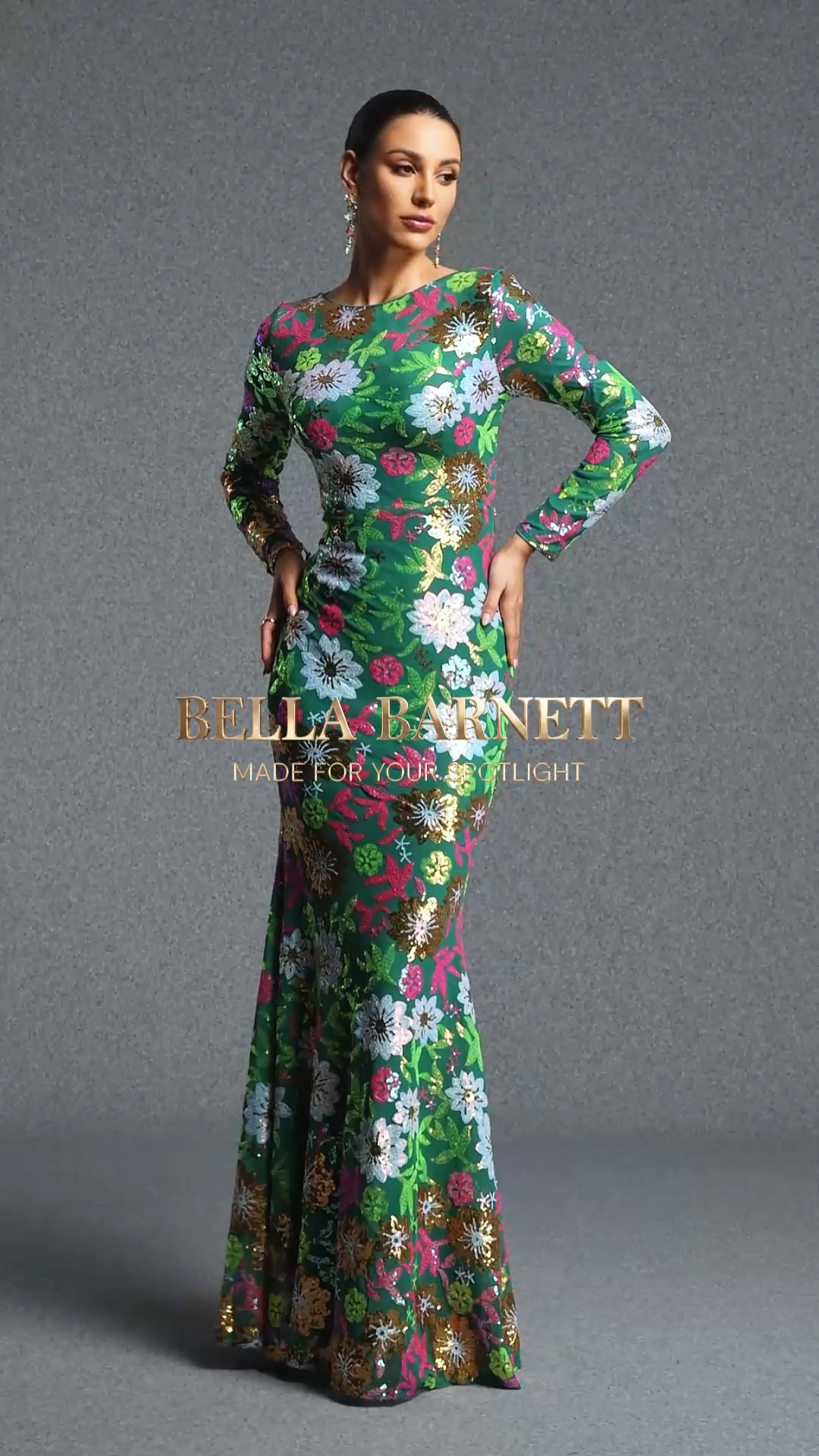 Uara Elegant Contour Round Neck Long Sleeve Floral Sequin Maxi Dress