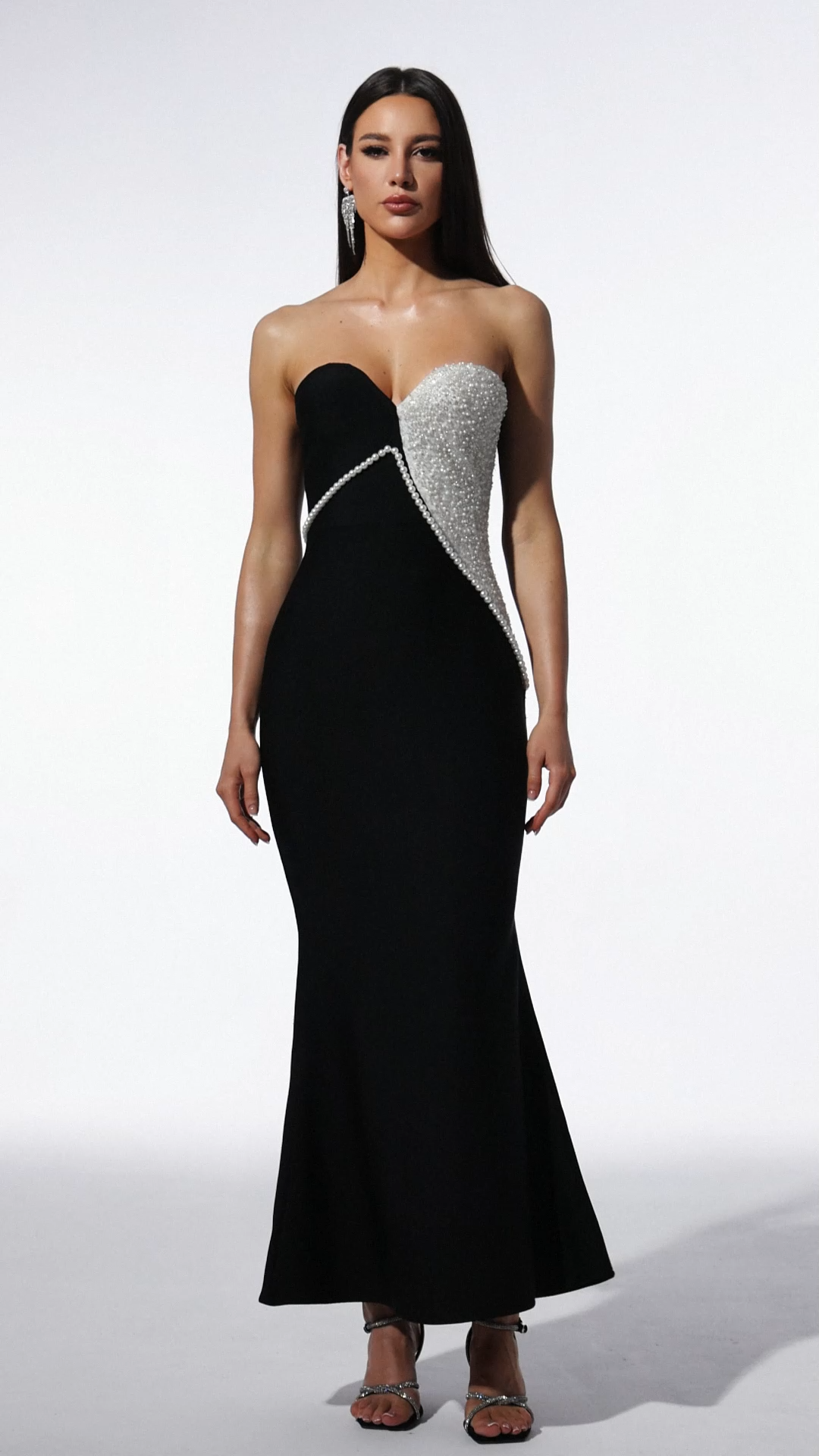 Tersaa Sleeveless Pearl Chain Bandage Maxi Dress