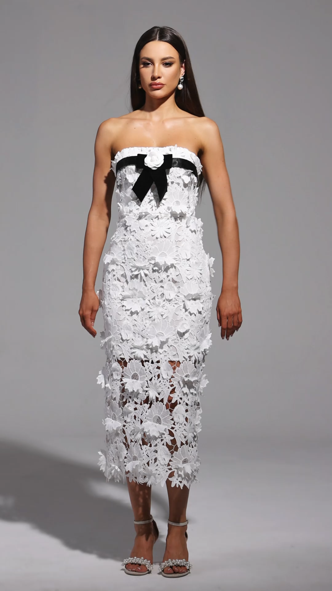 Mio Strapless Lace Flower Maxi Dress