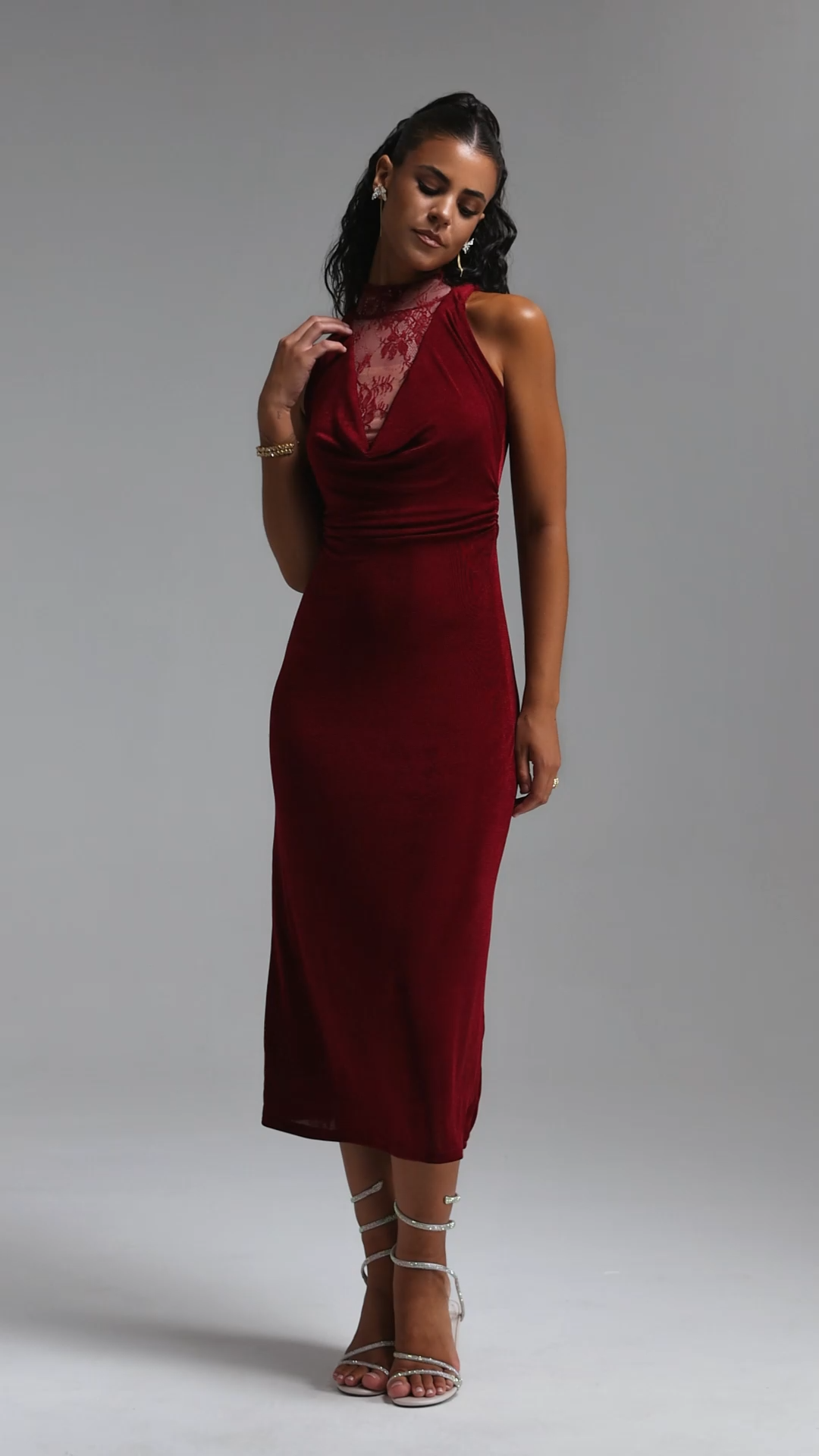 Veren Elegant Contour Halter Cowl Neck Lace Shimmer Jersey Maxi Dress
