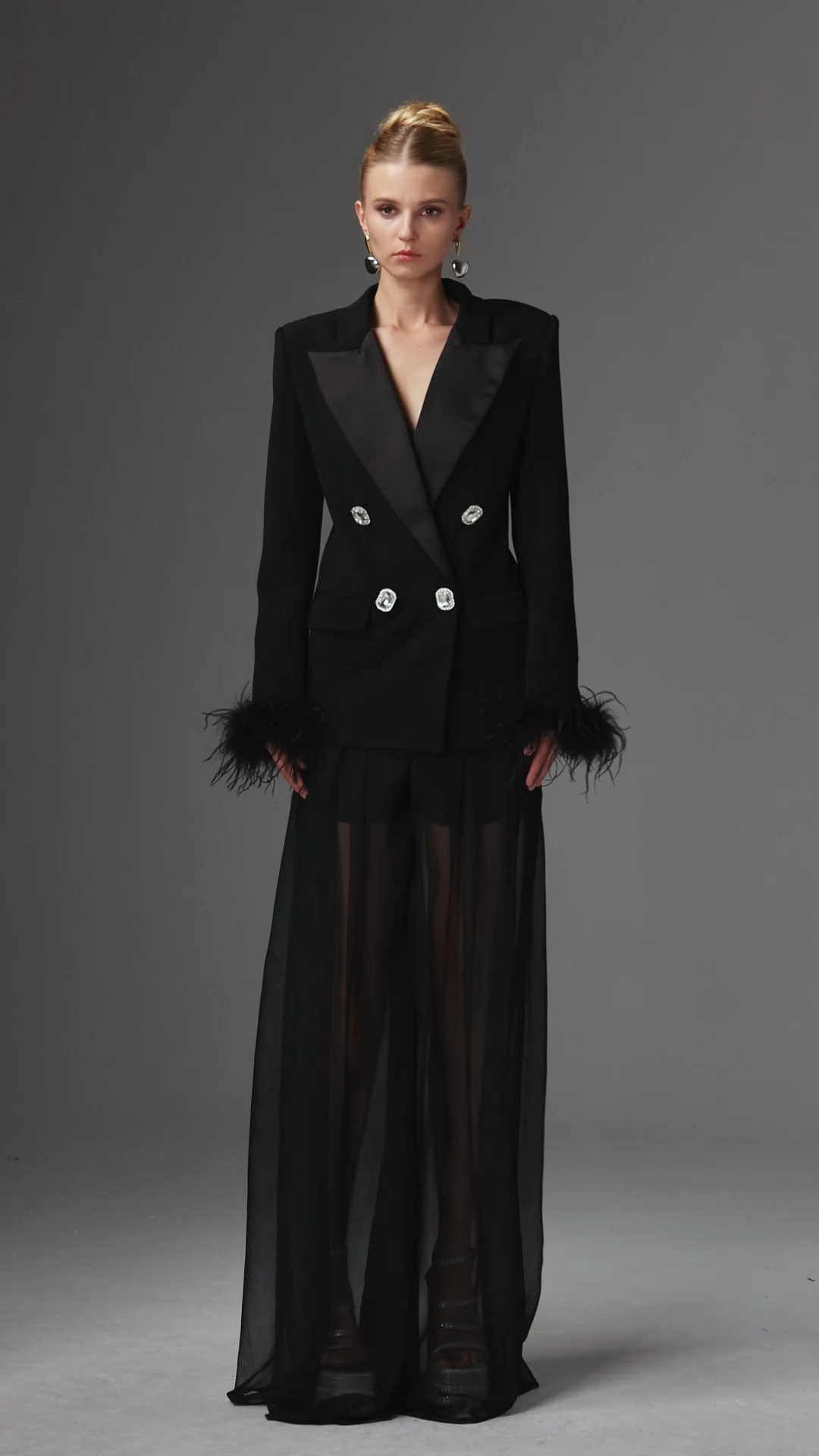 Zeren Classic Tailored Feather Cuff Blazer