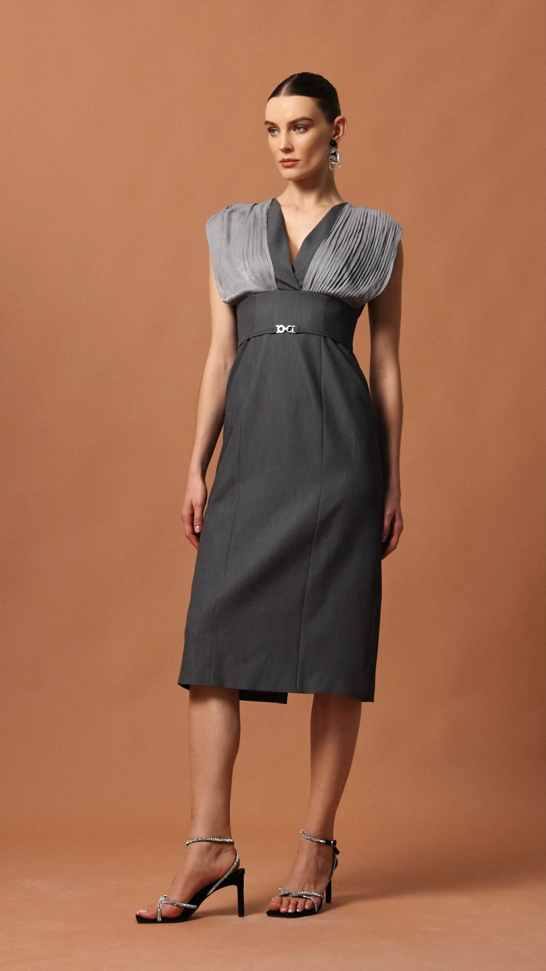 Melia V-Neck Sleeveless Folds Midi Dress