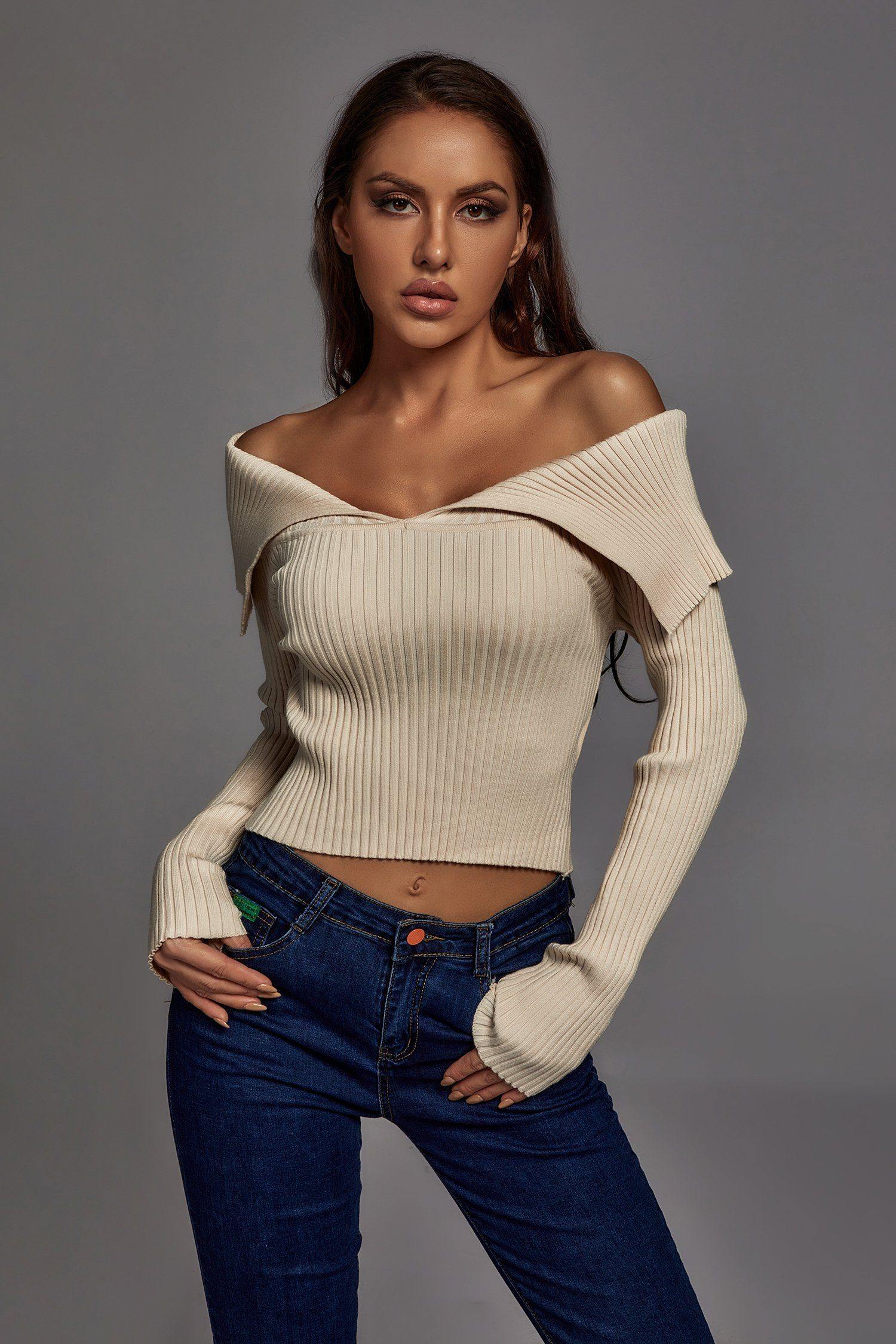 Blythia Lapel Sweater - Bellabarnett