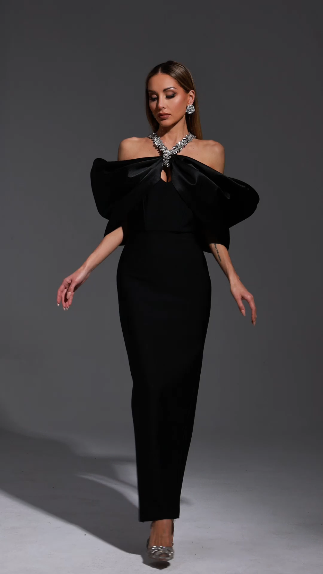 Sloan Halter Diamond Off-The-Shoulder Bandage Maxi Dress