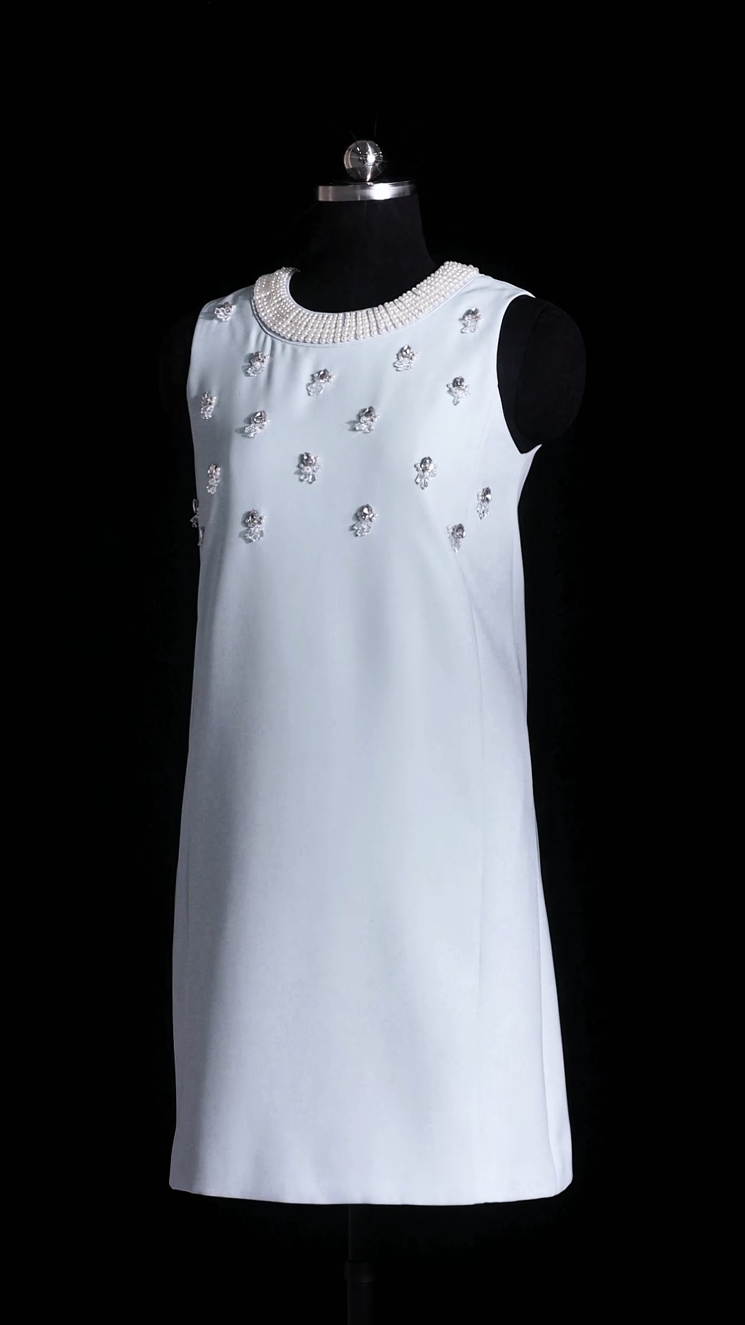 Xerca Round Neck Sleeveless Pearl Diamond Mini Dress