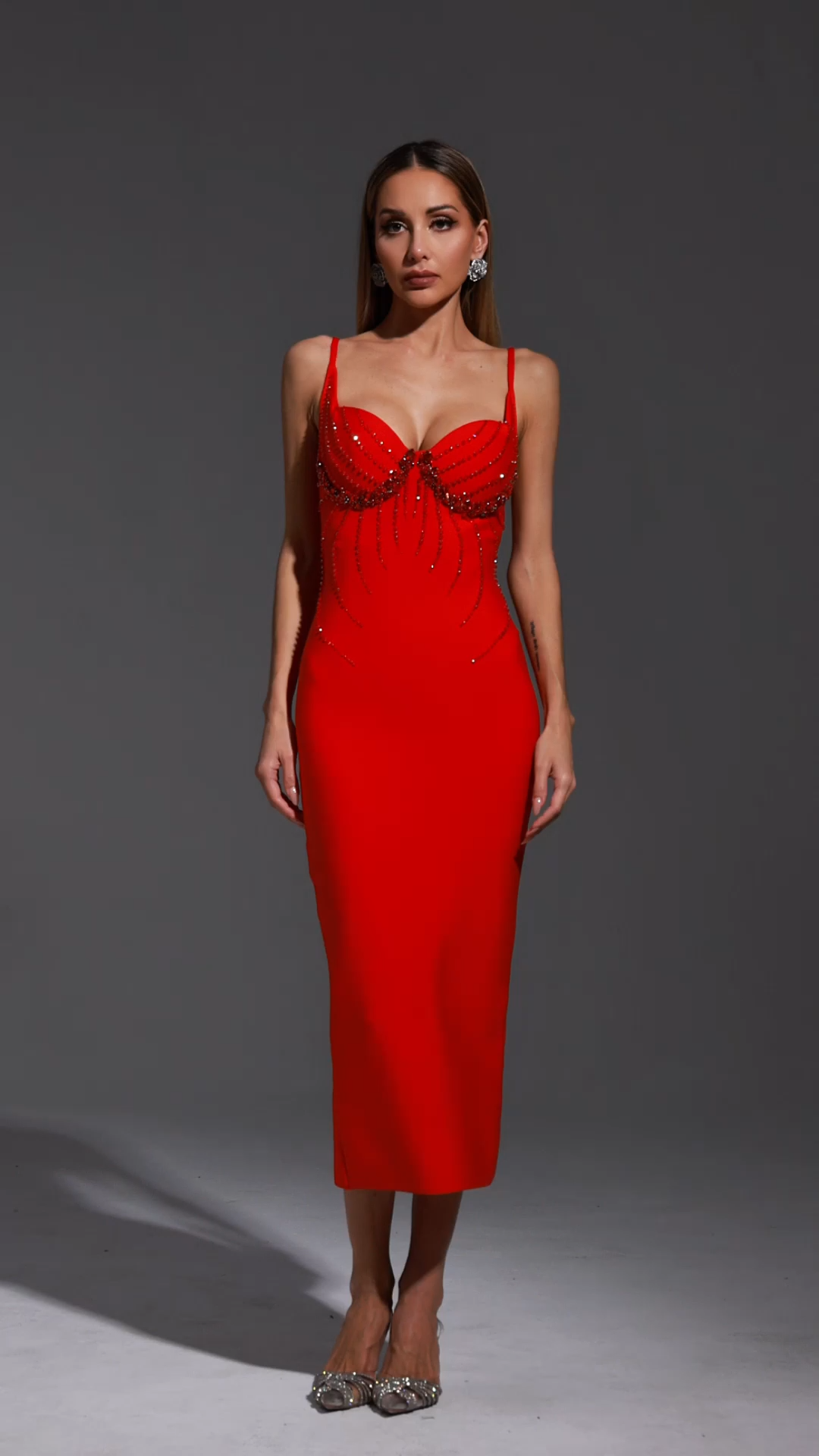 Shaha Sleeveless Diamond Bandage Maxi Dress