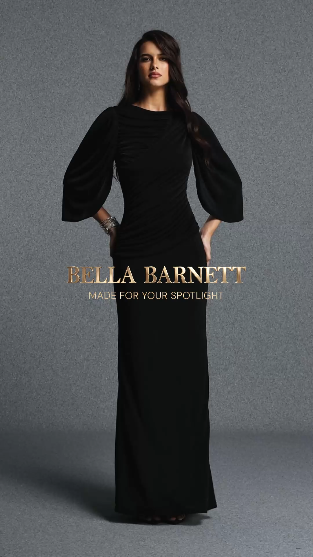 Iresa Elegant Contour Ruched Half Sleeve Knit Maxi Dress