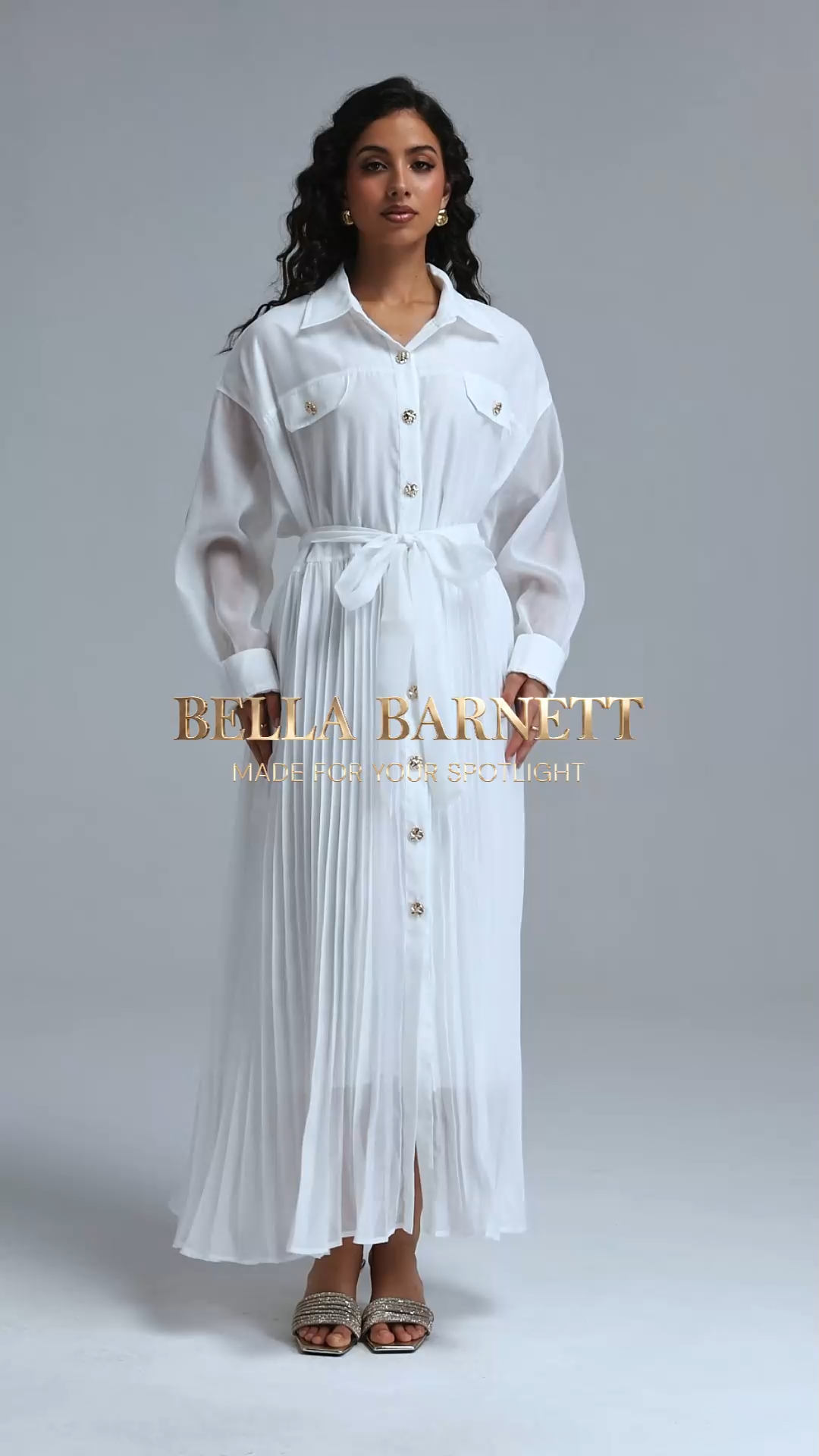 Vali Resort Flowy Long Sleeve Woven Maxi Dress