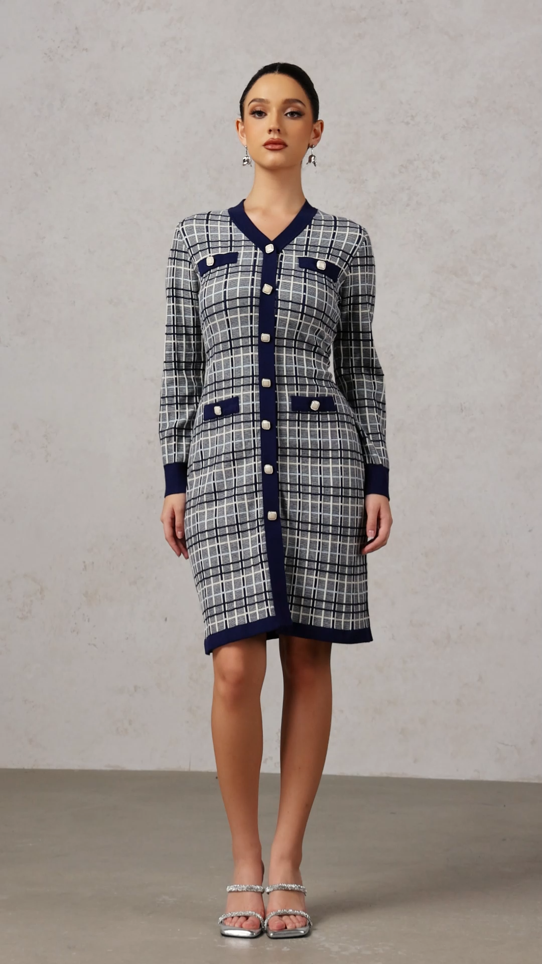 Kosala Round Neck Long Sleeves Houndstooth Midi Dress