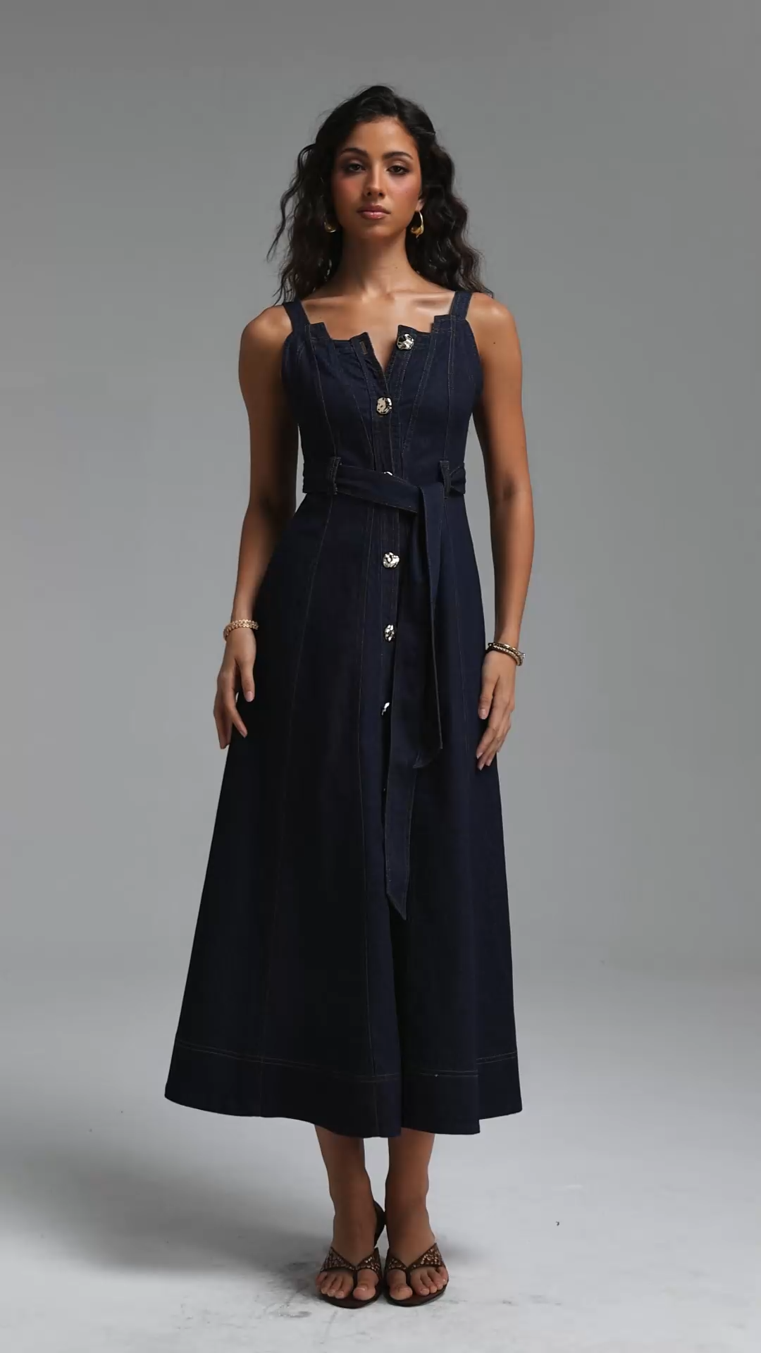 Lunia Elegant Cinched Sleeveless Denim Maxi Dress