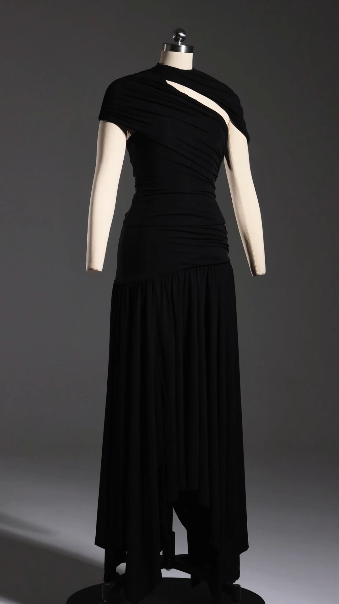 Gaki Short Sleeves Asymmetric Folds Top And Skirt Two-Piece Set