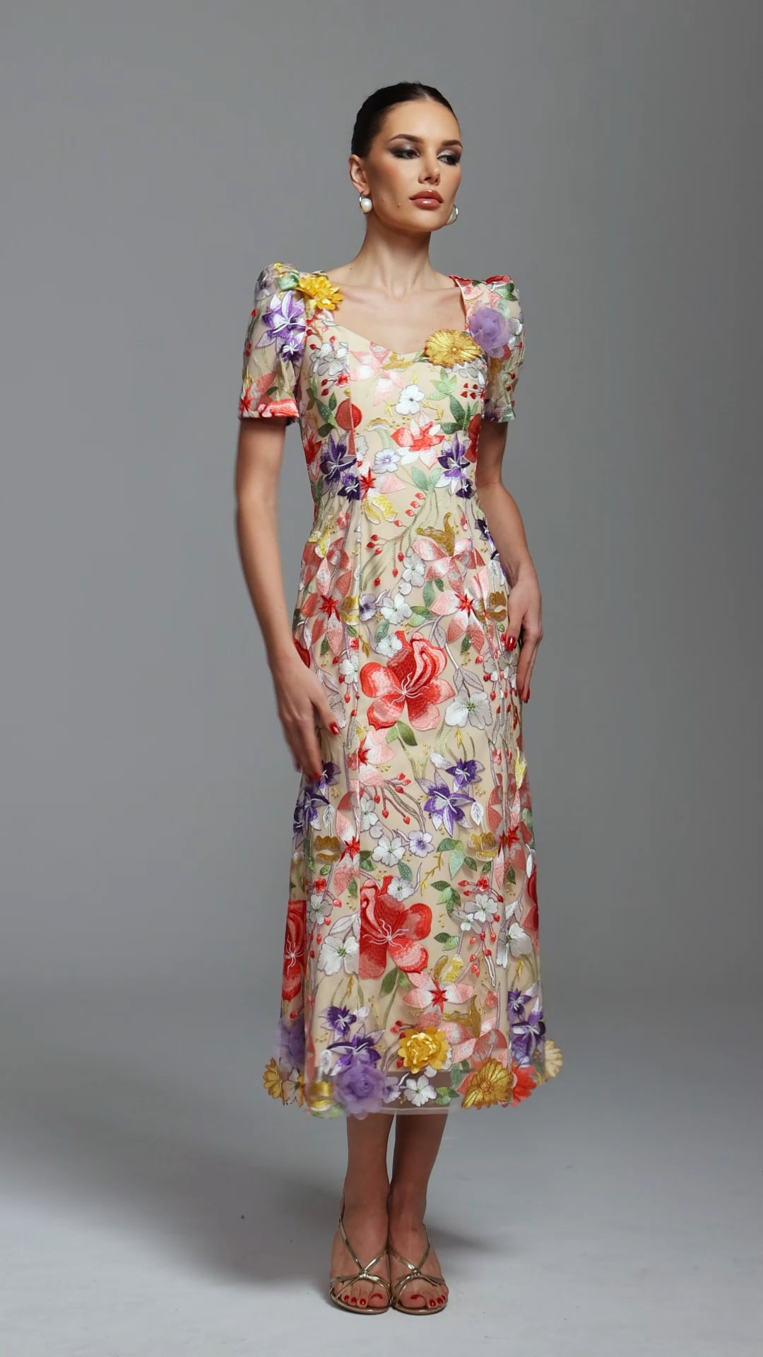Yauia Romantic Embroidered Short Sleeve Floral Maxi Dress