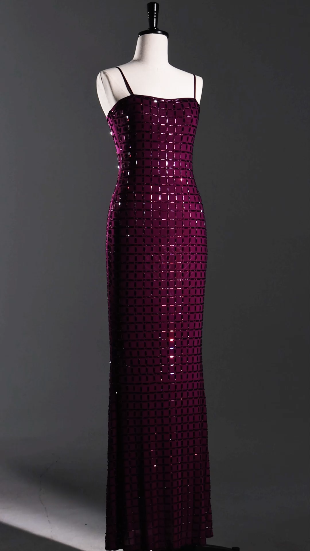 Zavala Sleeveless Diamond Maxi Dress